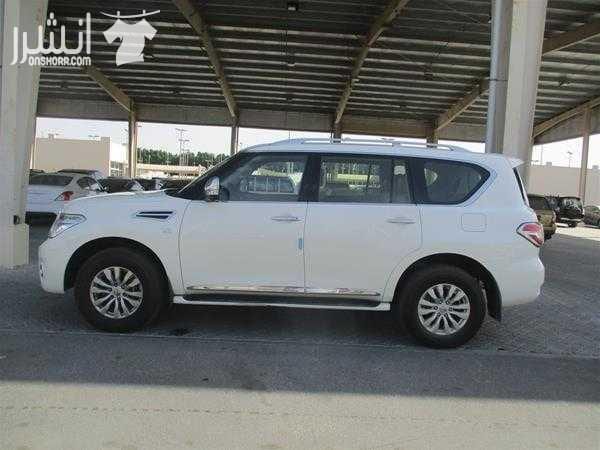 2016 Nissan patrol le platinum in good shape, clean and it is rarely used for some months, it runs on low kilometers, perfect tires, Gcc spec and it is in good and perfect condition, no accident or an...