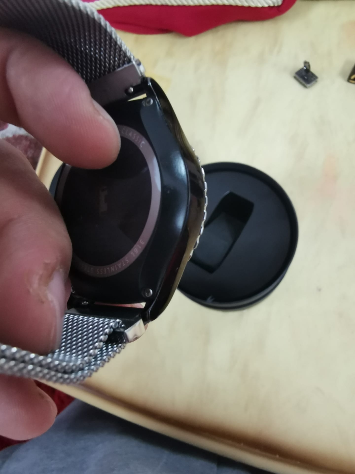 ساعة samsung Gear S2 Classic اصدار خاص للبيع
لا تنسَ أنك شاهدت هذا الإعلان في عنكبوت
ساعة sam...