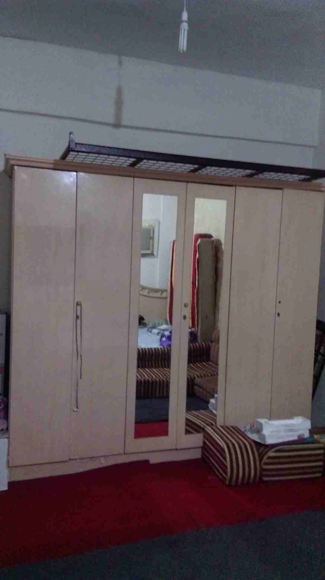 غرفه نوم
لا تنسَ أنك شاهدت هذا الإعلان في عنكبوت
غرفه نوم كبيره كامله 300 ريال
غساله نص اوتوماتيك...