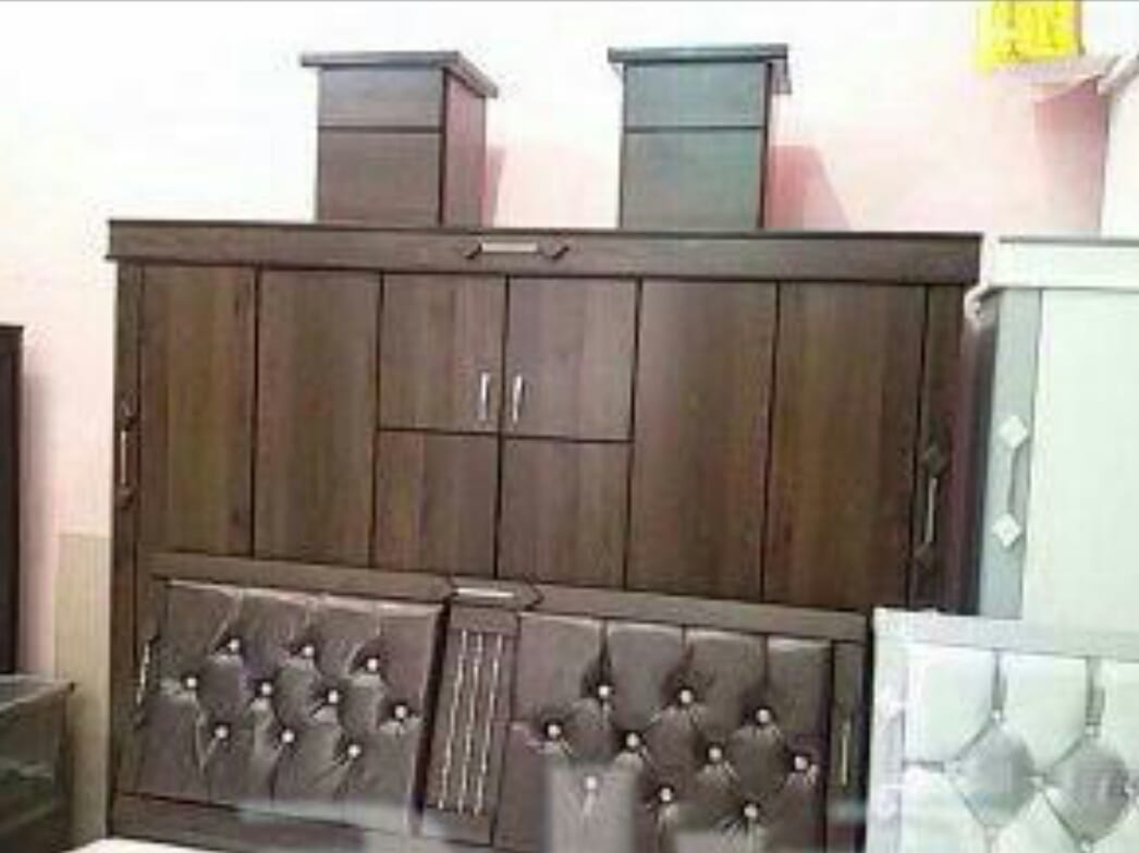 غرف نوم وطني دولاب سرير تسريحه اتنين كومدينو كرسي
لا تنسَ أنك شاهدت هذا الإعلان في عنكبوت
غرف...