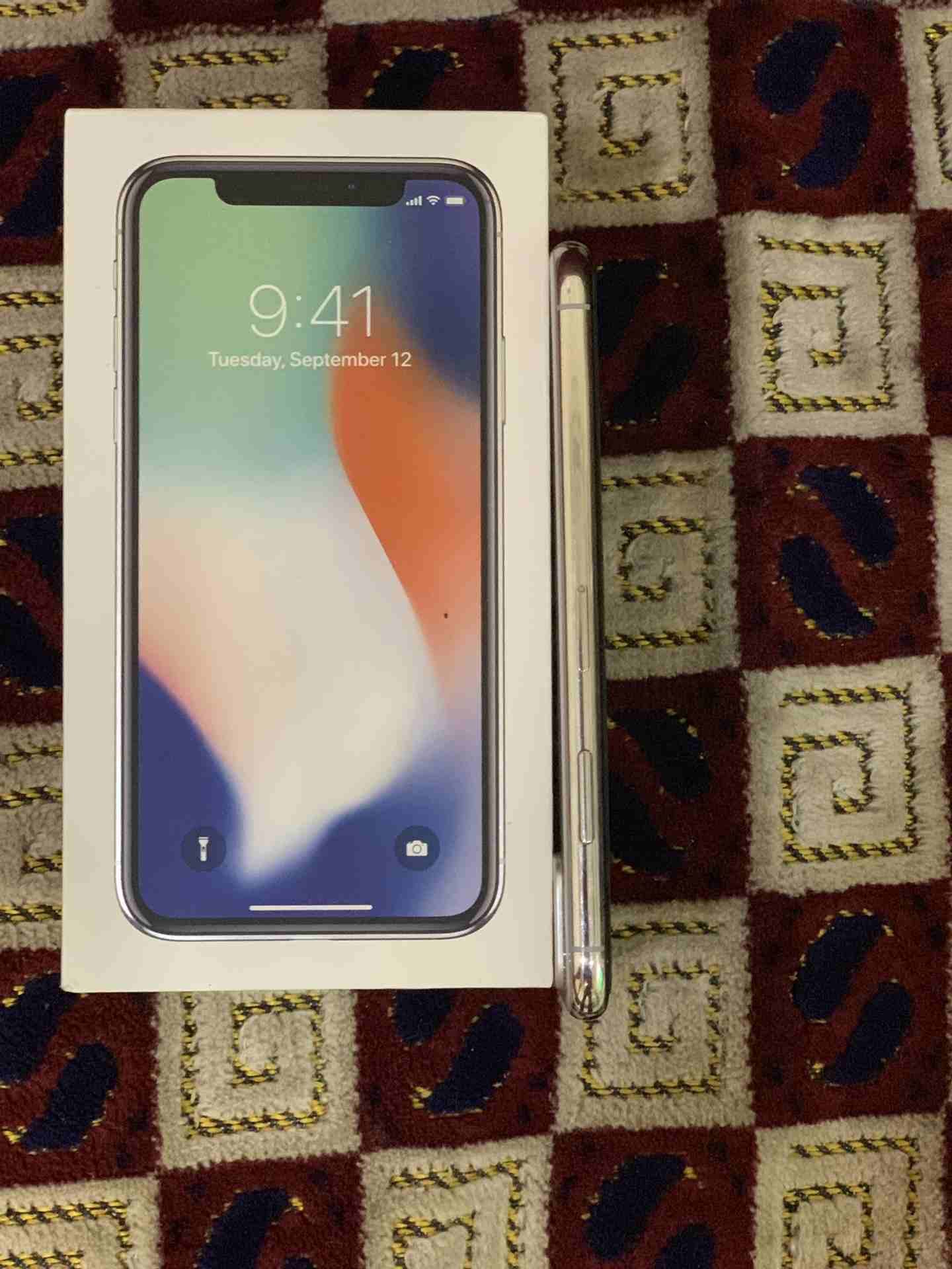 iPhone X ايفون اكس
لا تنسَ أنك شاهدت هذا الإعلان في عنكبوت
الجوال 64 قيقا
الون ابيض
ضمان حاسبات ا...