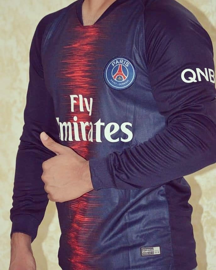 T-shirt sport
لا تنسَ أنك شاهدت هذا الإعلان في عنكبوت
التيشيرت الذي يبحث عنه الجميع
الأفضل ب...