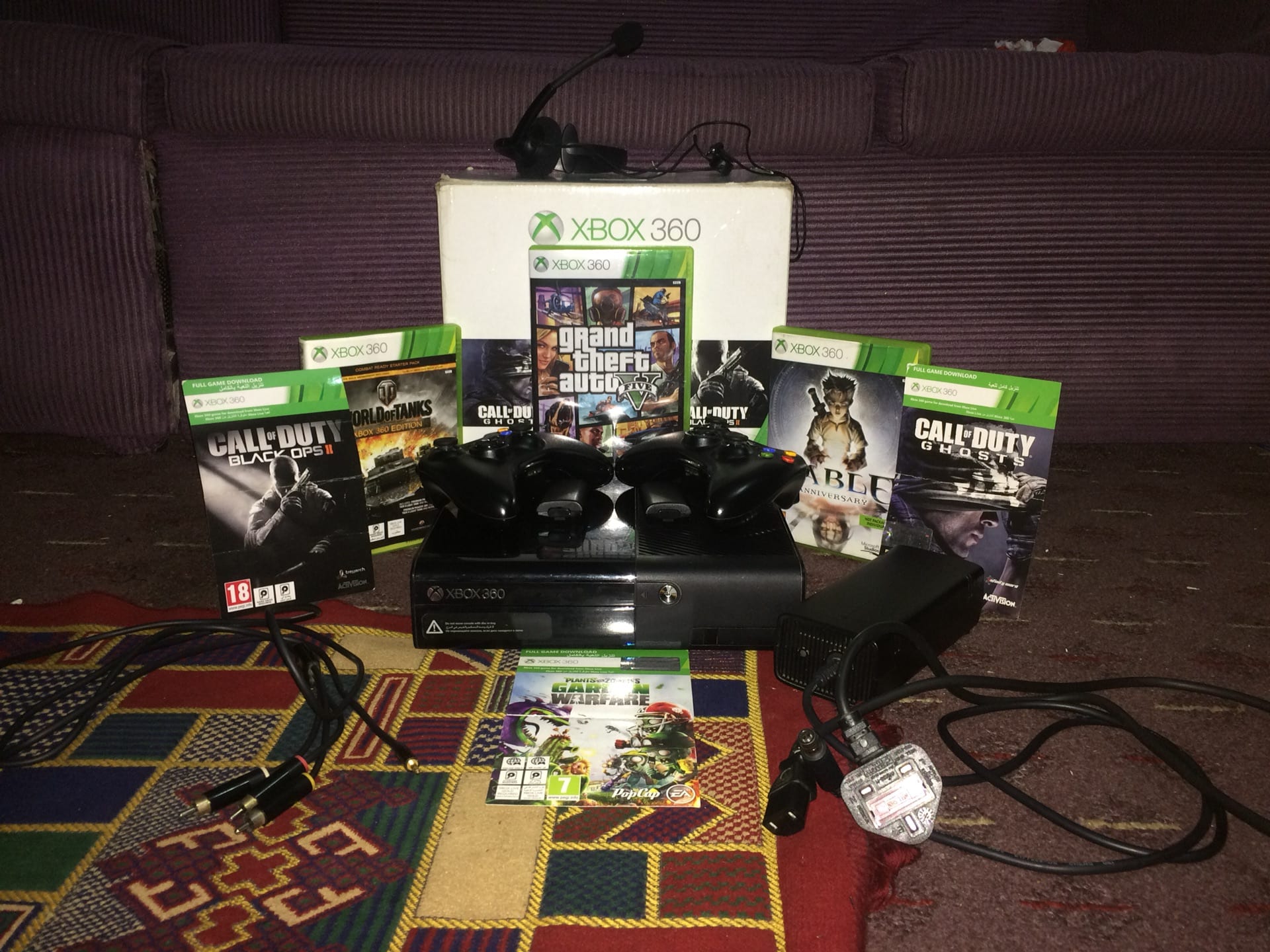 xbox 360
لا تنسَ أنك شاهدت هذا الإعلان في عنكبوت
New condition
500 gb
2 controller
With games...