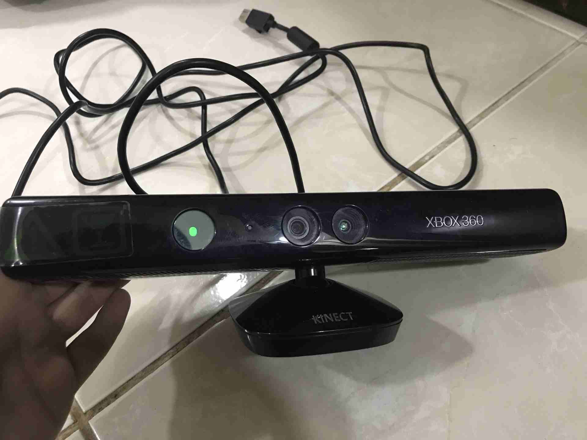 Dammam - Used Xbox 360 console for sale
لا تنسَ أنك شاهدت هذا الإعلان في عنكبوت
كل شي نضيف و شغال...