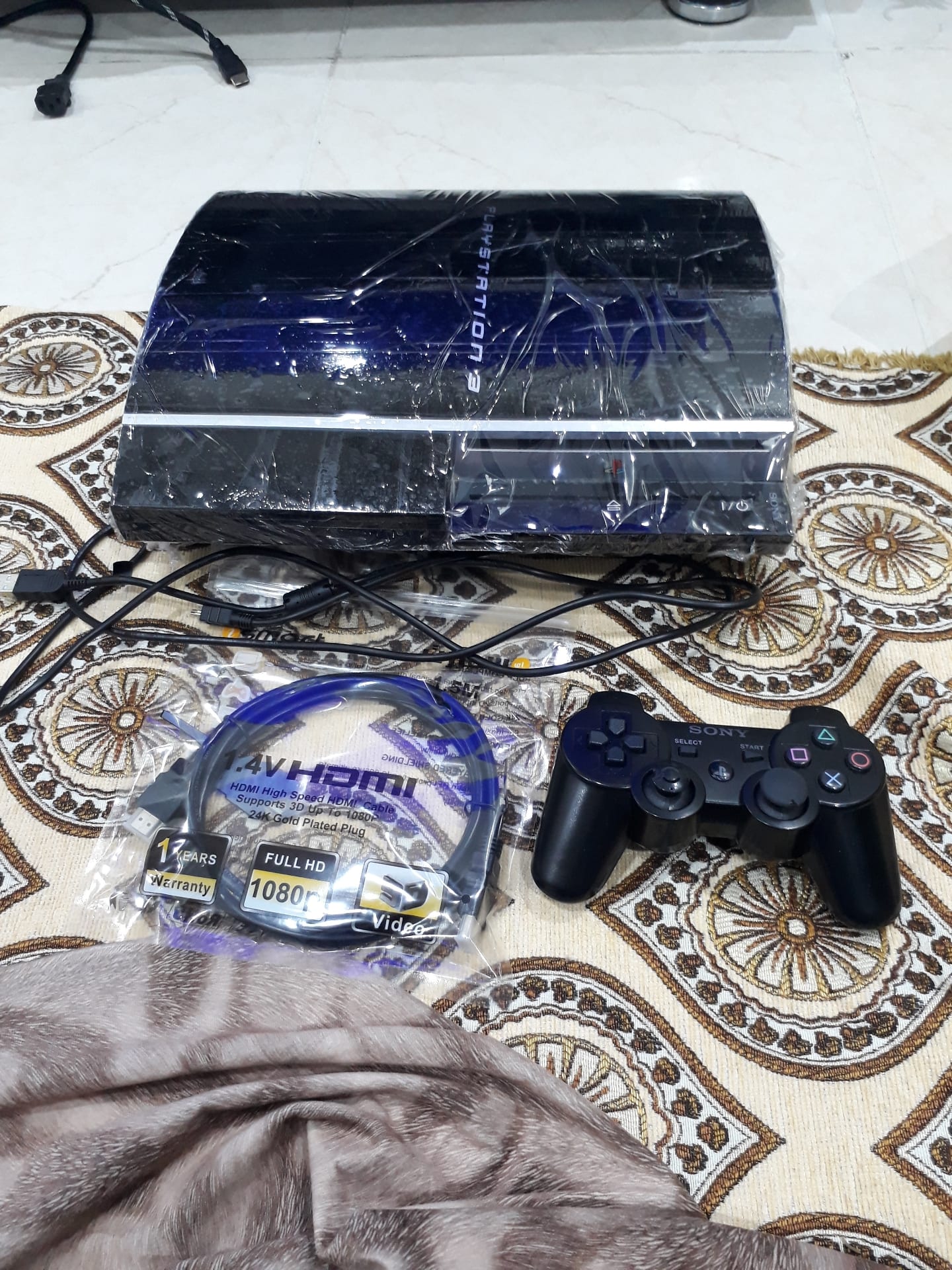 سوني3 نظيف
لا تنسَ أنك شاهدت هذا الإعلان في عنكبوت
سوني3 محمل فيه 4 العاب .قراند5..ماين كراف...