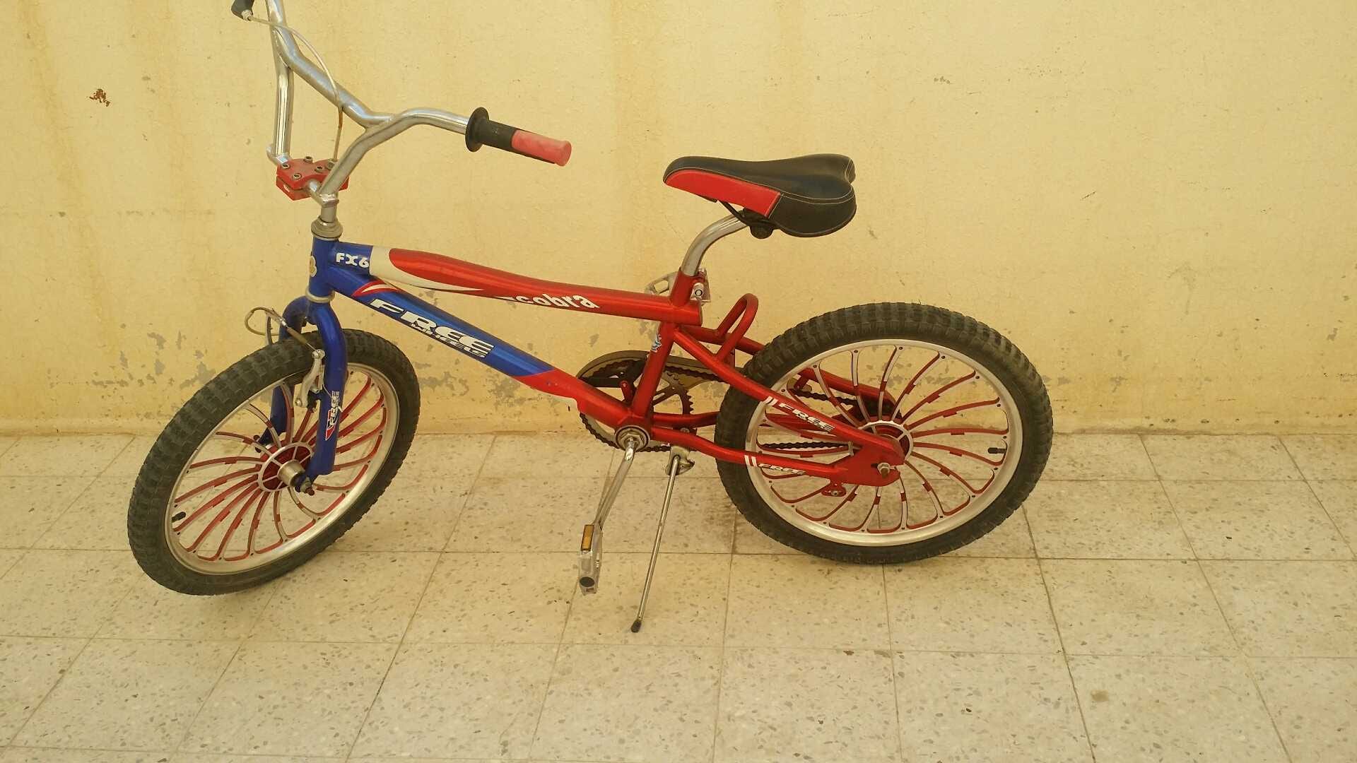 سبكل ممتاز شركه كوبرا
لا تنسَ أنك شاهدت هذا الإعلان في عنكبوت
شاريه ب1000 ببيعه 500...