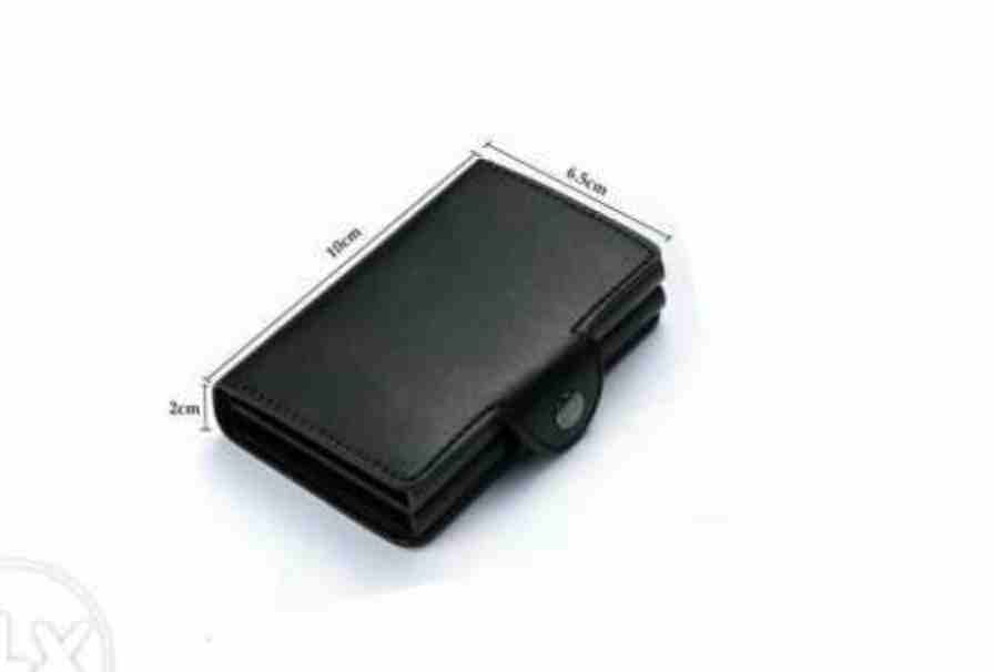 محفظه البطاقات بخاصيه RFID
لا تنسَ أنك شاهدت هذا الإعلان في عنكبوت
طريقة مبتكرة لحمل البطاقات وحم...