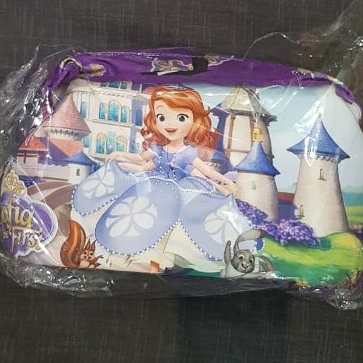سترة نجاة (لساتك سباحة )
لا تنسَ أنك شاهدت هذا الإعلان في عنكبوت
يوجد لدينا لساتك سباحة للأط...
