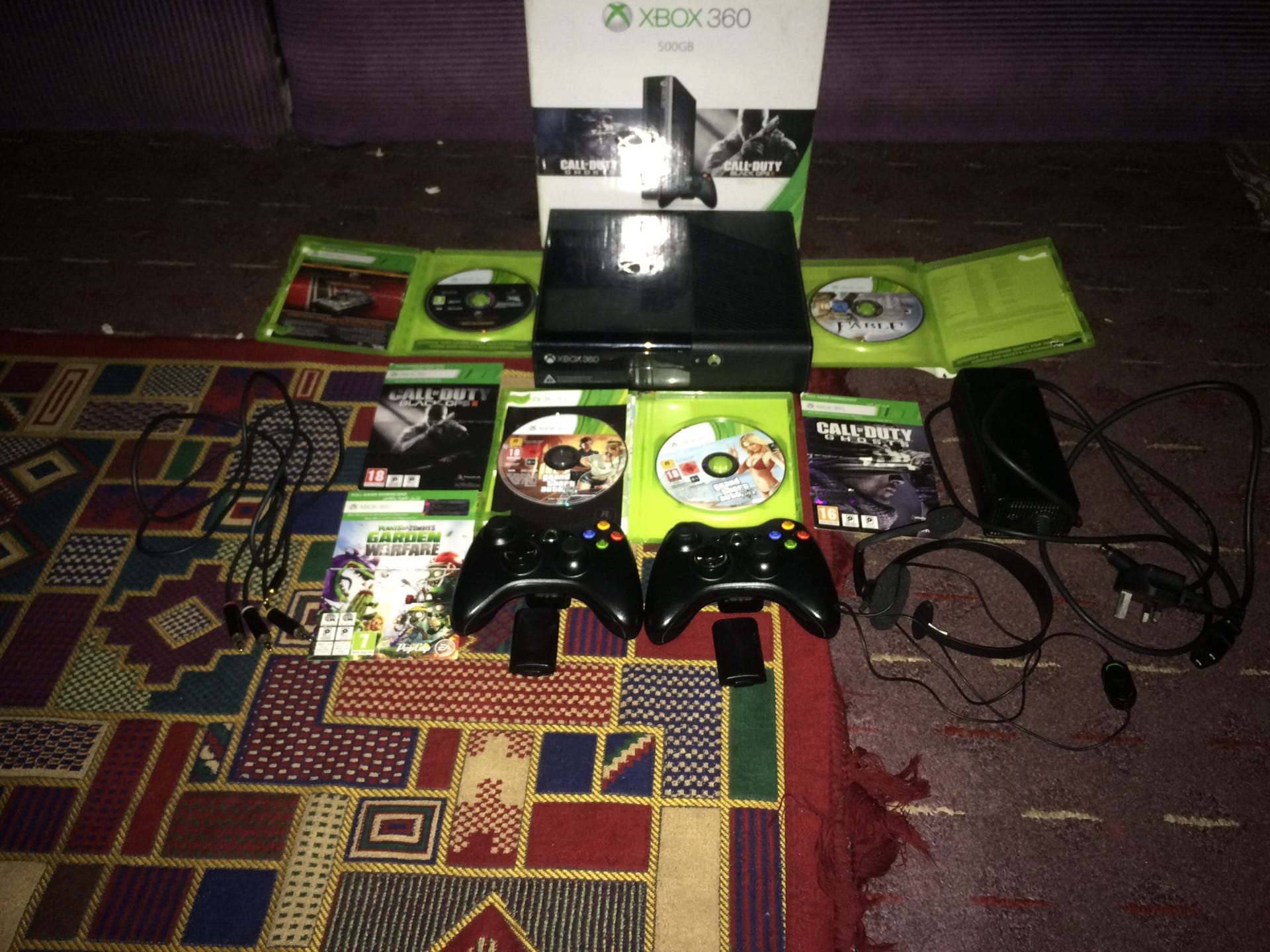 xbox 360
لا تنسَ أنك شاهدت هذا الإعلان في عنكبوت
new condition
500 GB
2 controller
with games...