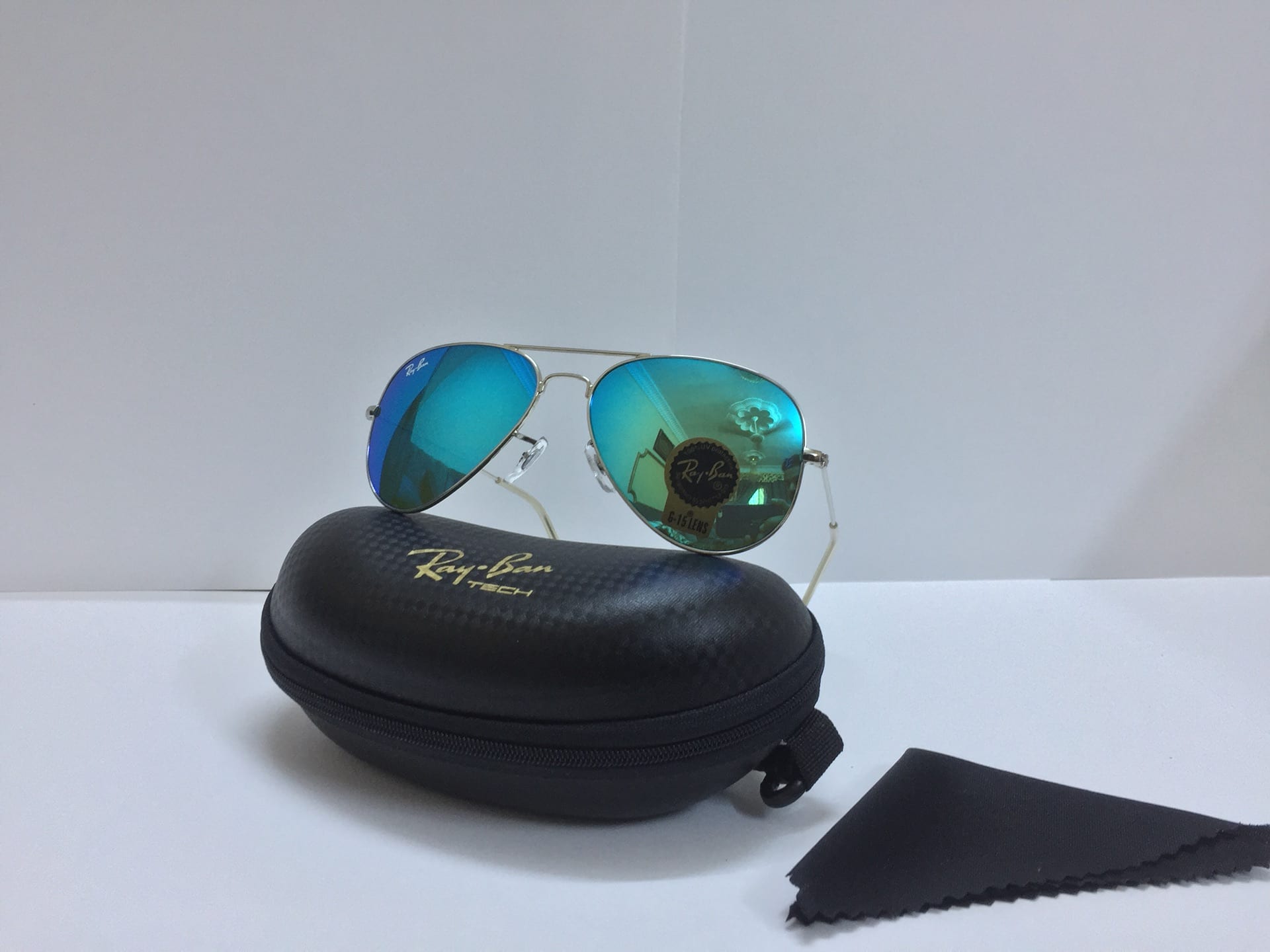 عرض خاص على نظارات ماركات 60 ريال
لا تنسَ أنك شاهدت هذا الإعلان في عنكبوت
نظارات ماركات
( رج...