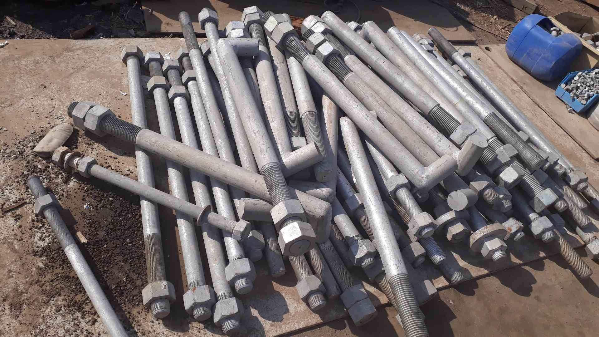 حديد - Steel
لا تنسَ أنك شاهدت هذا الإعلان في عنكبوت
صاج بسماكات مختلفة
جسور
زوايا...