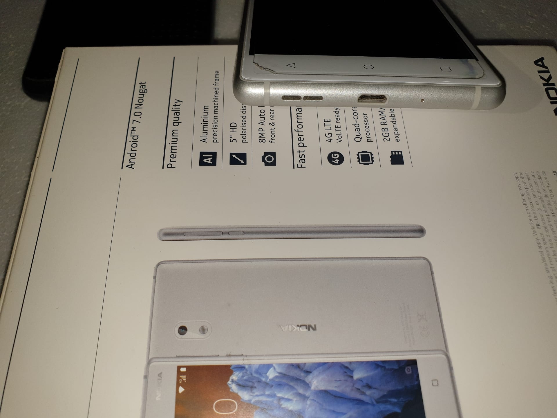 nokia 3
لا تنسَ أنك شاهدت هذا الإعلان في عنكبوت
It's Nokia 3 brand new only one mont...