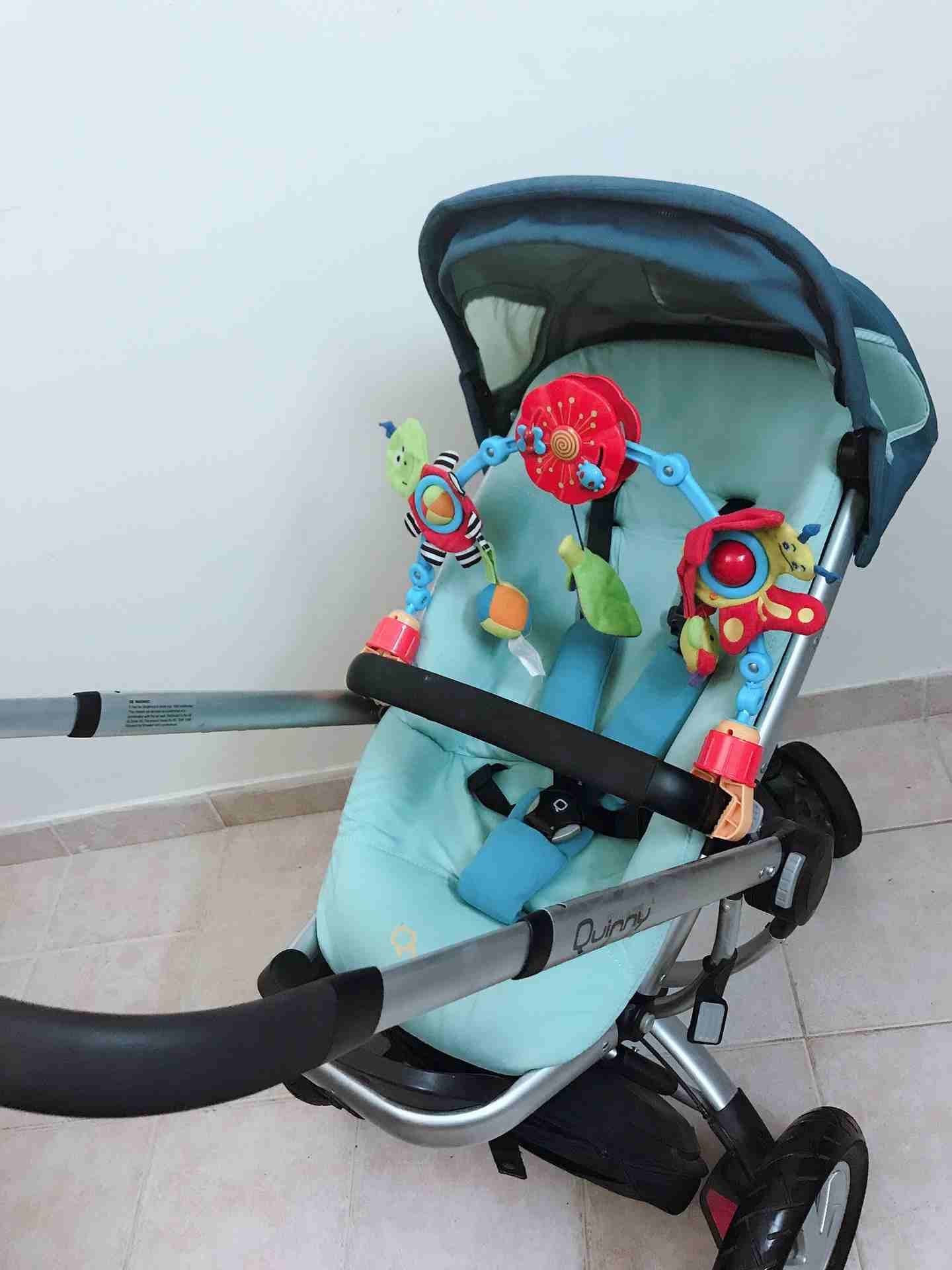 عربية كويني Quinny
لا تنسَ أنك شاهدت هذا الإعلان في عنكبوت
حالة ممتازة جدااااااا/ استعمل بسيط / م...