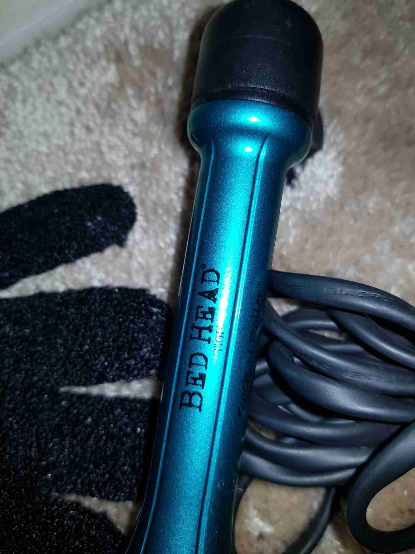 hair dresser from usa( bed head )brand
لا تنسَ أنك شاهدت هذا الإعلان في عنكبوت
you can make y...
