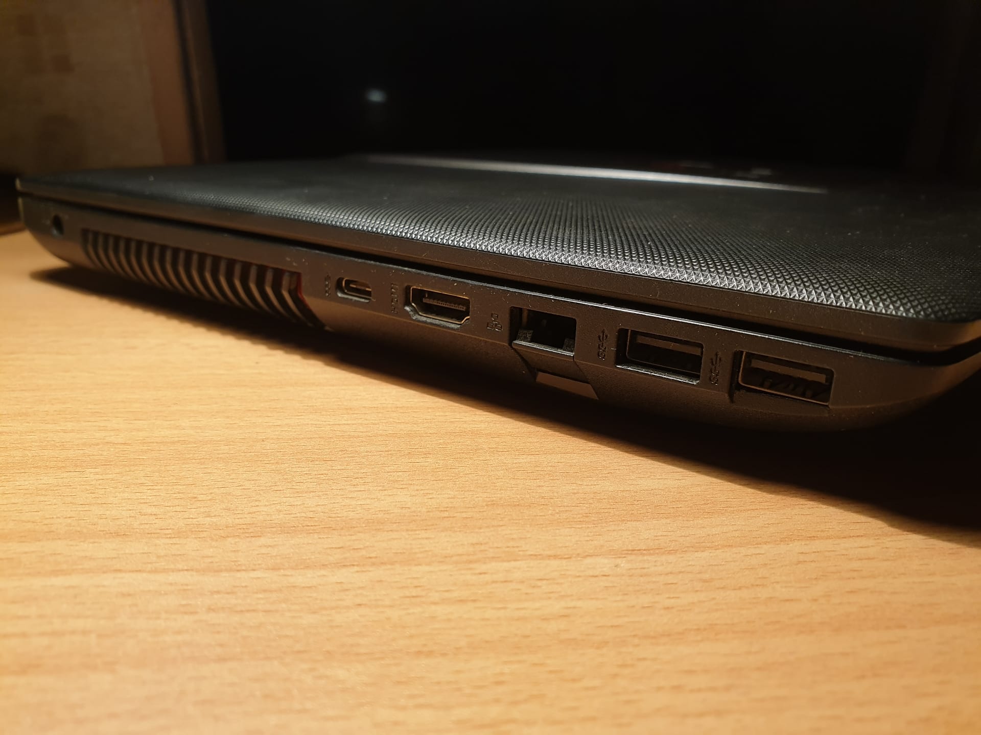 لابتوب ASUS GAMENG مواصفات عالية ممتاز للالعاب والتصميم وبحالة الوكالة
لا تنسَ أنك شاهدت هذا الإعلان في عنكبوت...