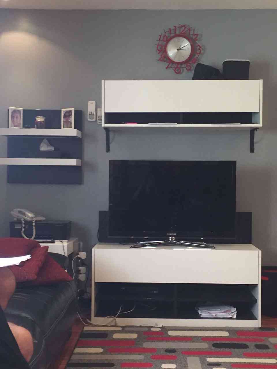 very good condition
لا تنسَ أنك شاهدت هذا الإعلان في عنكبوت
TV table...