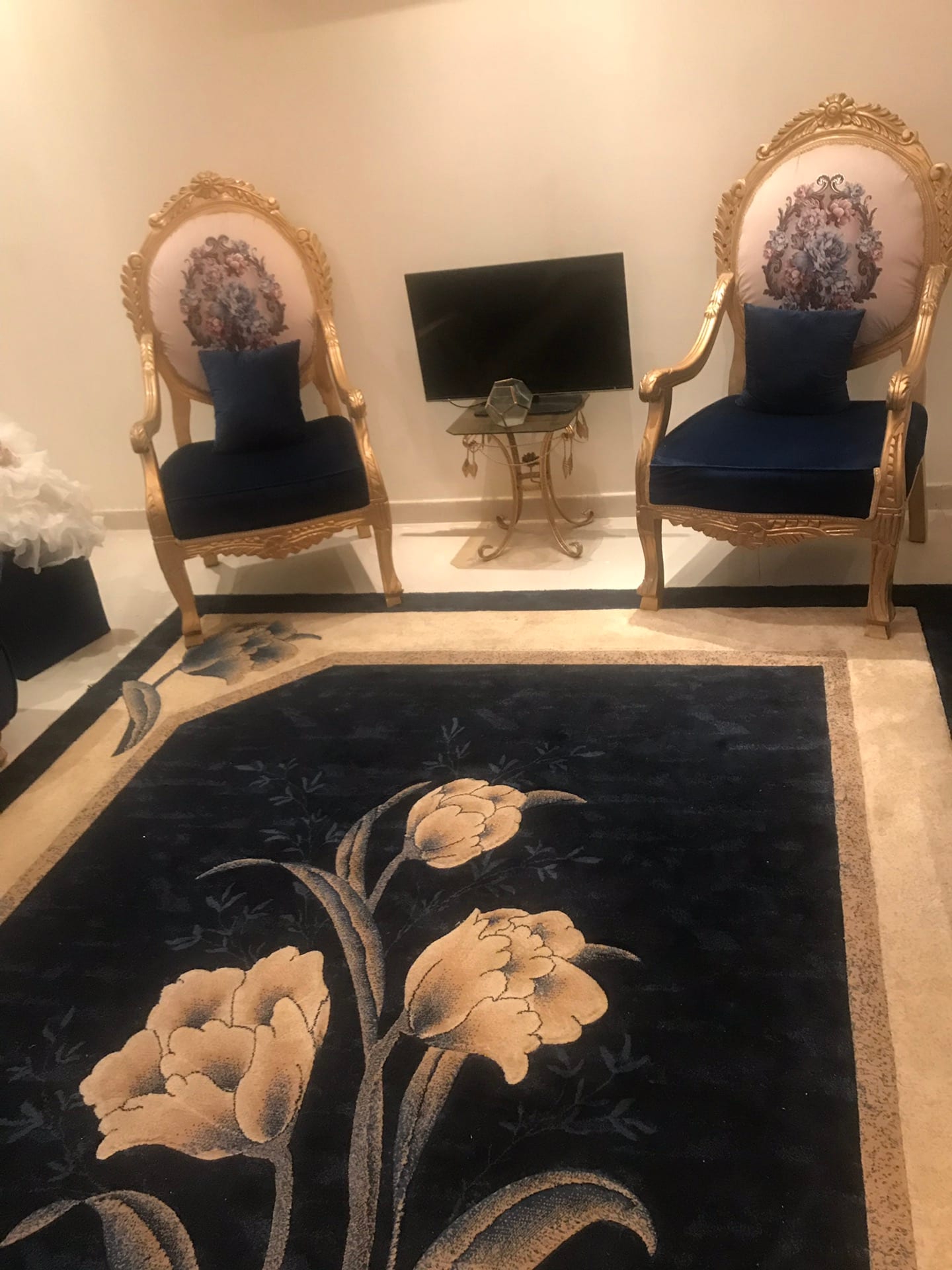 طقم كنب 3كنبات 2كرسي يتسع9أفراد مع السجاده
لا تنسَ أنك شاهدت هذا الإعلان في عنكبوت
كنب أزرق ب...