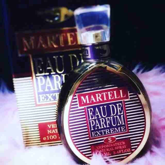 عطر خاص للمدخنين ينصح به فواااح و مركزززز
لا تنسَ أنك شاهدت هذا الإعلان في عنكبوت
عطر مارتيل يعتب...