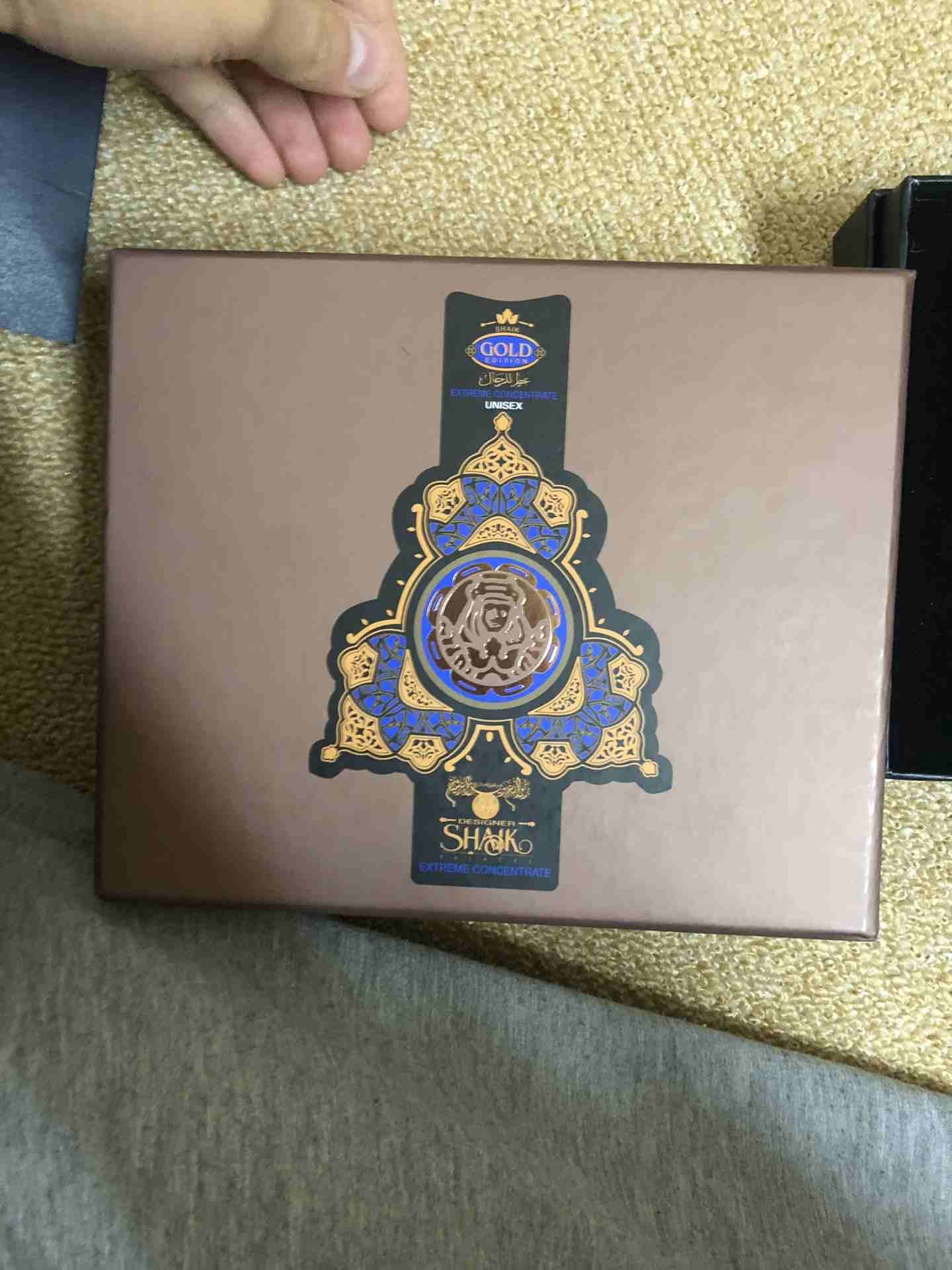 Shaik Parfumerie
لا تنسَ أنك شاهدت هذا الإعلان في عنكبوت
Three Shaik Parfumerie. Original, New, w...