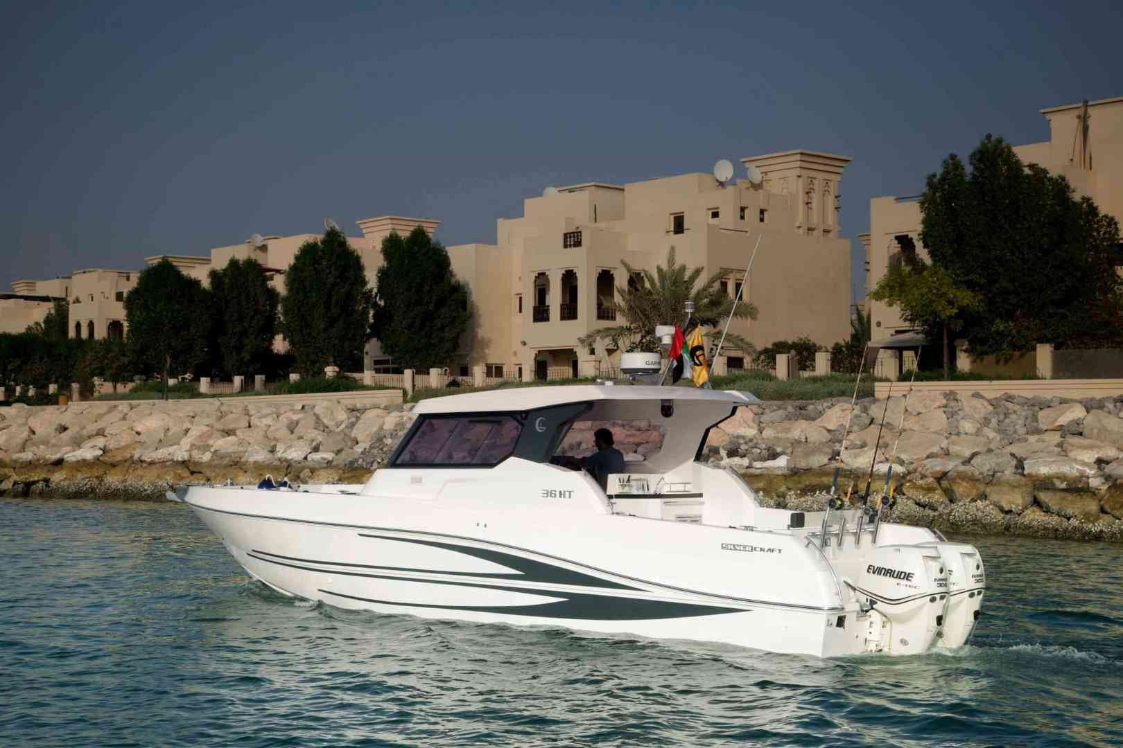 قارب ماركة سيلفر كرافت 36 قدم - جديد بدون محركات
لا تنسَ أنك شاهدت هذا الإعلان في عنكبوت
قارب...