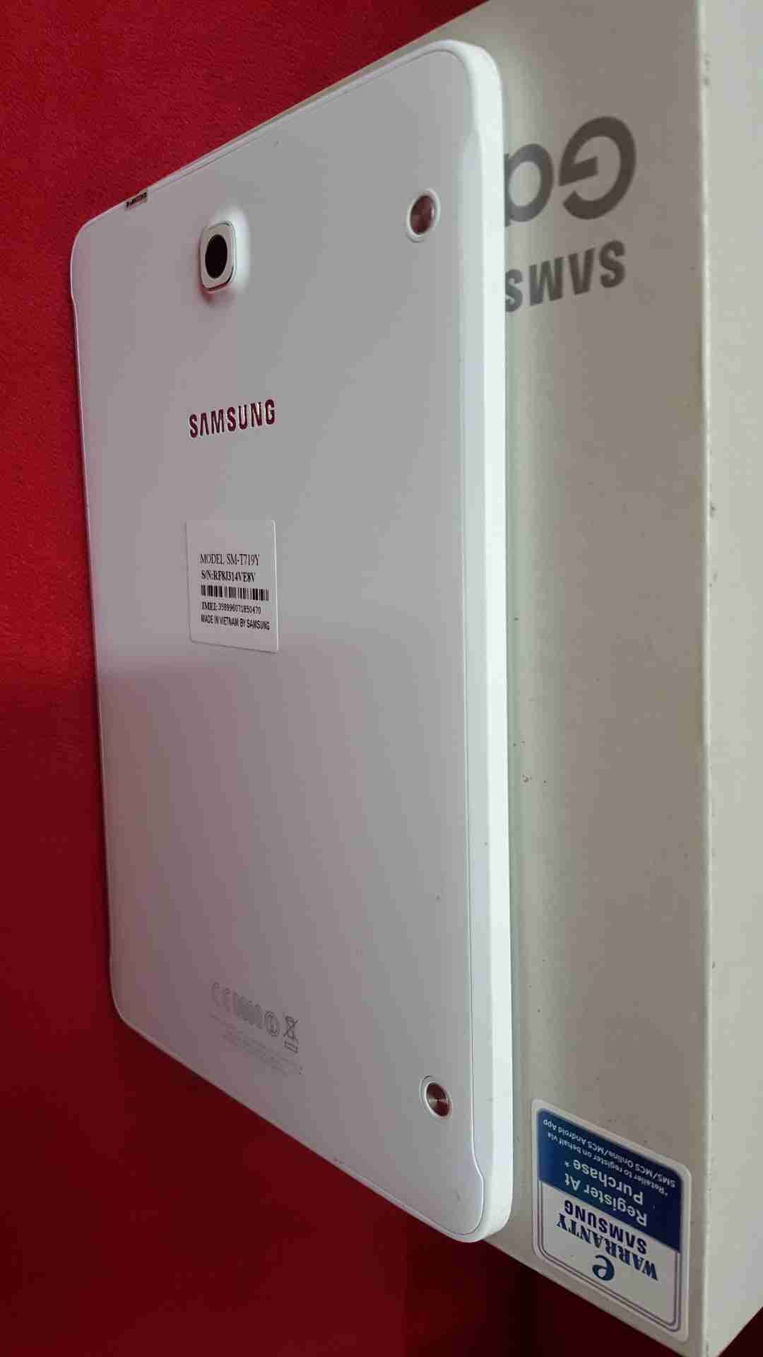 Galaxy Tab S2 أبيض
لا تنسَ أنك شاهدت هذا الإعلان في عنكبوت
السلام عليكم..
عندي جالكسي تاب اس...