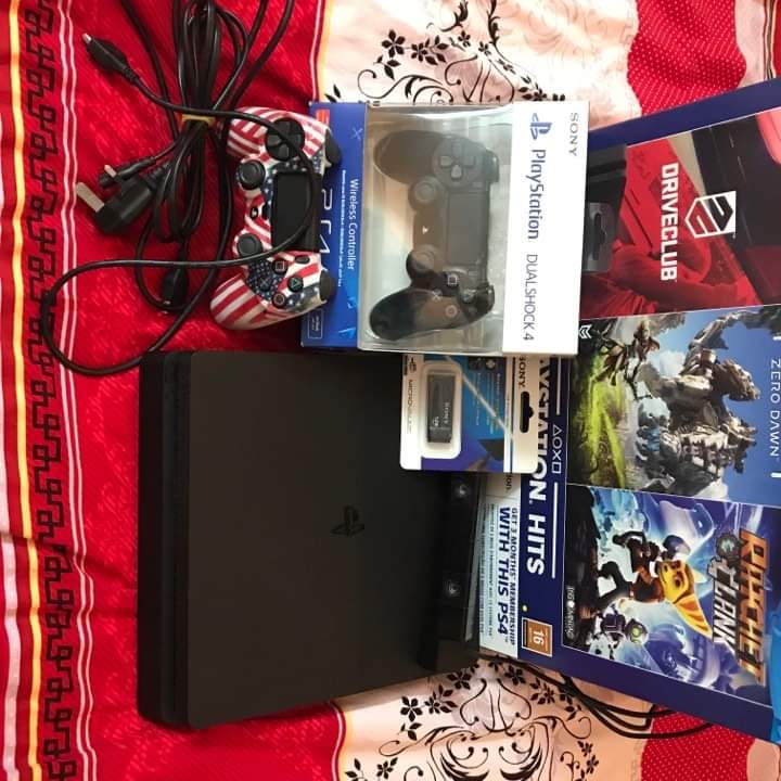 PlayStation 4 slim 500 جيجا
لا تنسَ أنك شاهدت هذا الإعلان في عنكبوت
PlayStation 4 slim 500 جي...