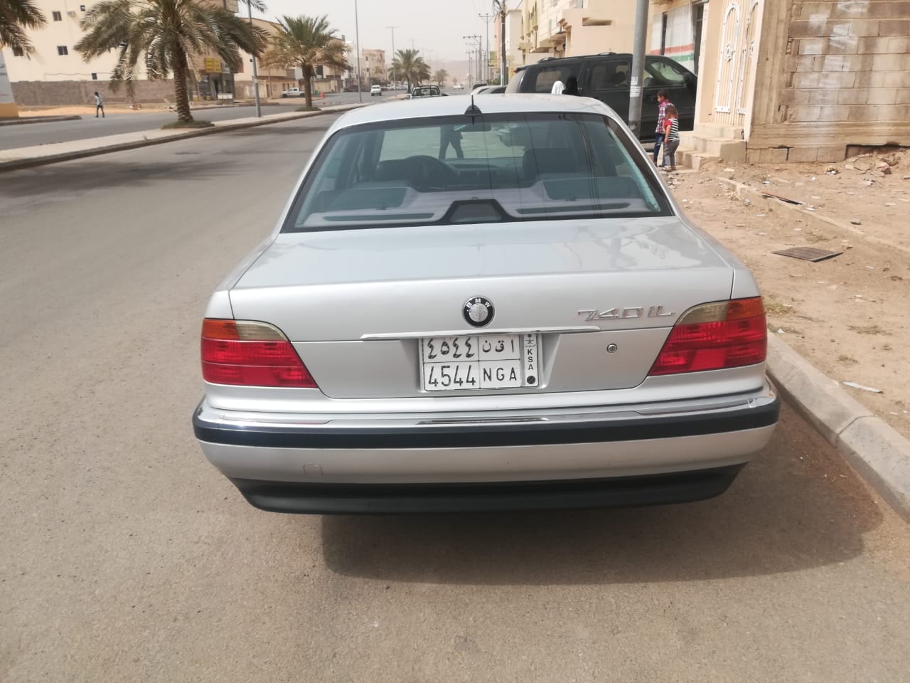 بي ام دبليو لارج موديل 2000
لا تنسَ أنك شاهدت هذا الإعلان في عنكبوت
مفحوص ومجدد...