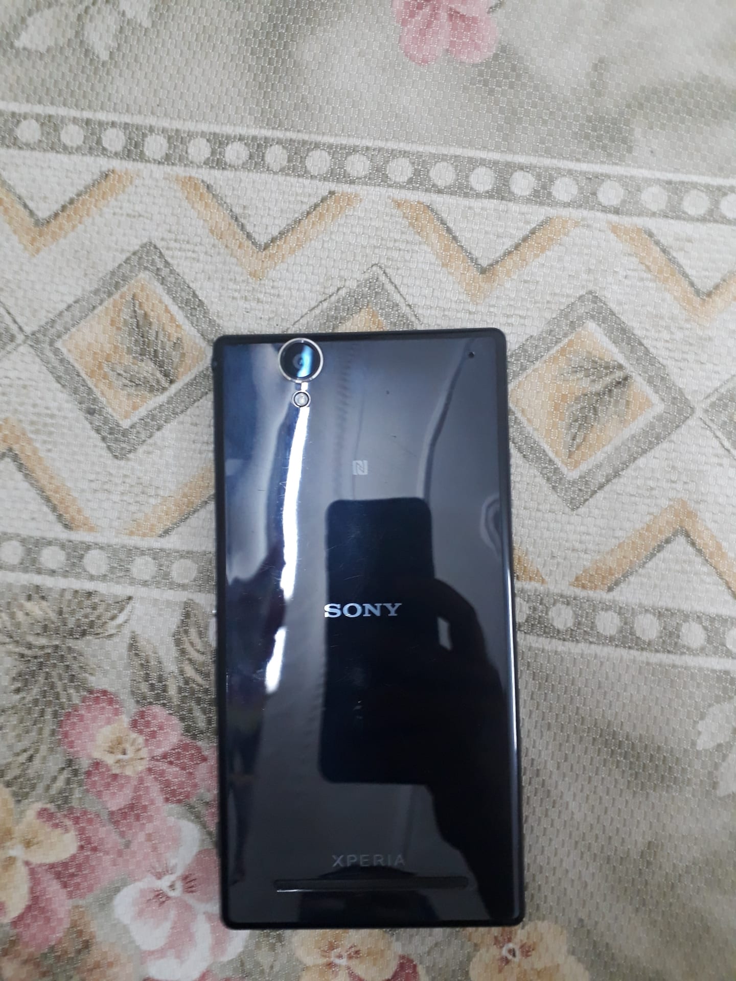 sony Xperia T2 Dual in very neat condition.
لا تنسَ أنك شاهدت هذا الإعلان في عنكبوت
very neat...
