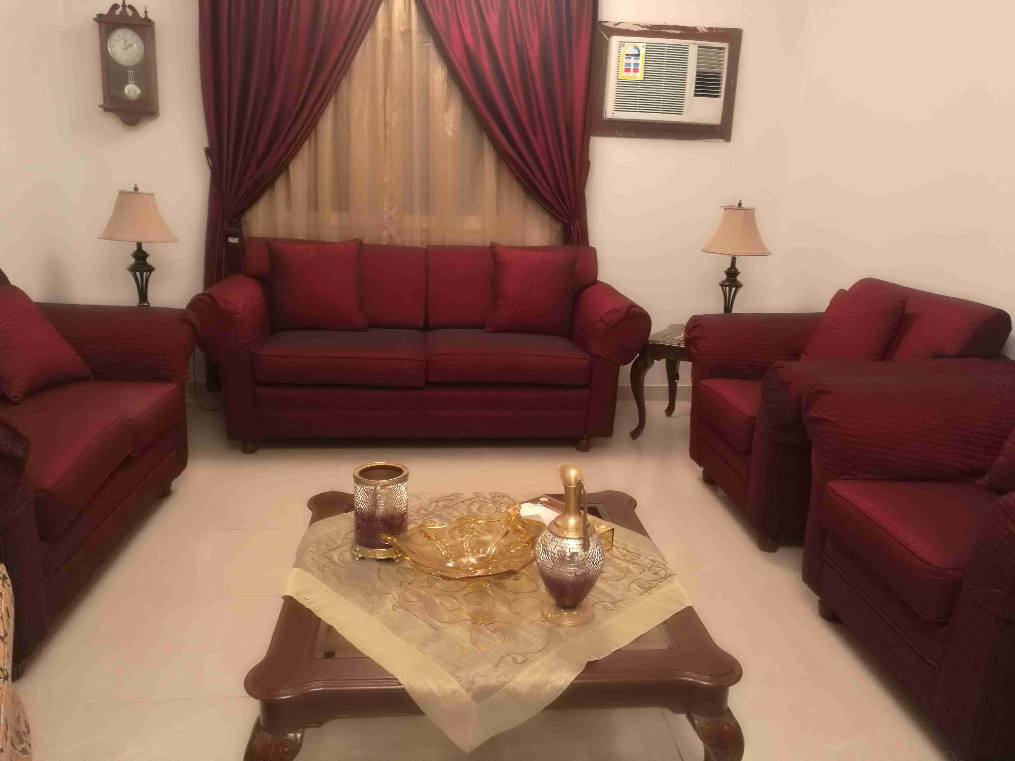 طقم كنب غير مستهلك ابداا
لا تنسَ أنك شاهدت هذا الإعلان في عنكبوت
تكلفته 8 الاف..قطعة ثلاثية و...