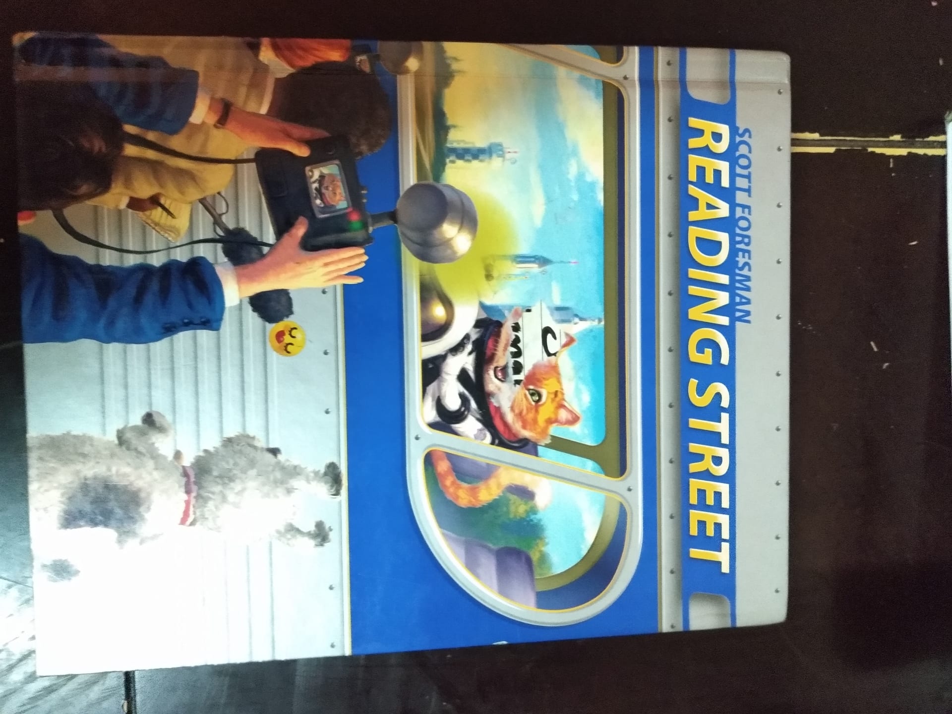 igcse books
لا تنسَ أنك شاهدت هذا الإعلان في عنكبوت
books range from 65 to 150...