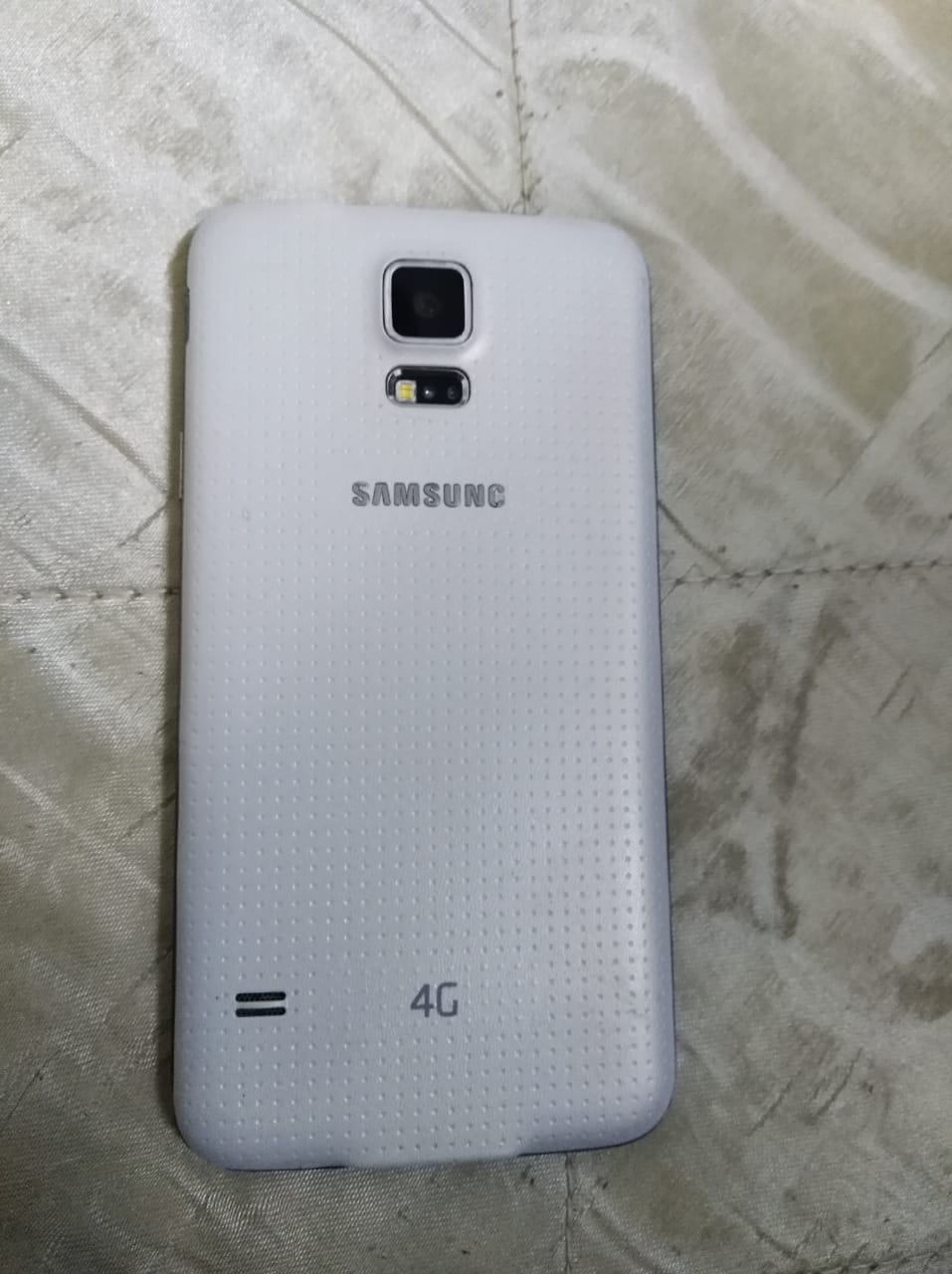 جلكسي s5
لا تنسَ أنك شاهدت هذا الإعلان في عنكبوت
نظيف
---...