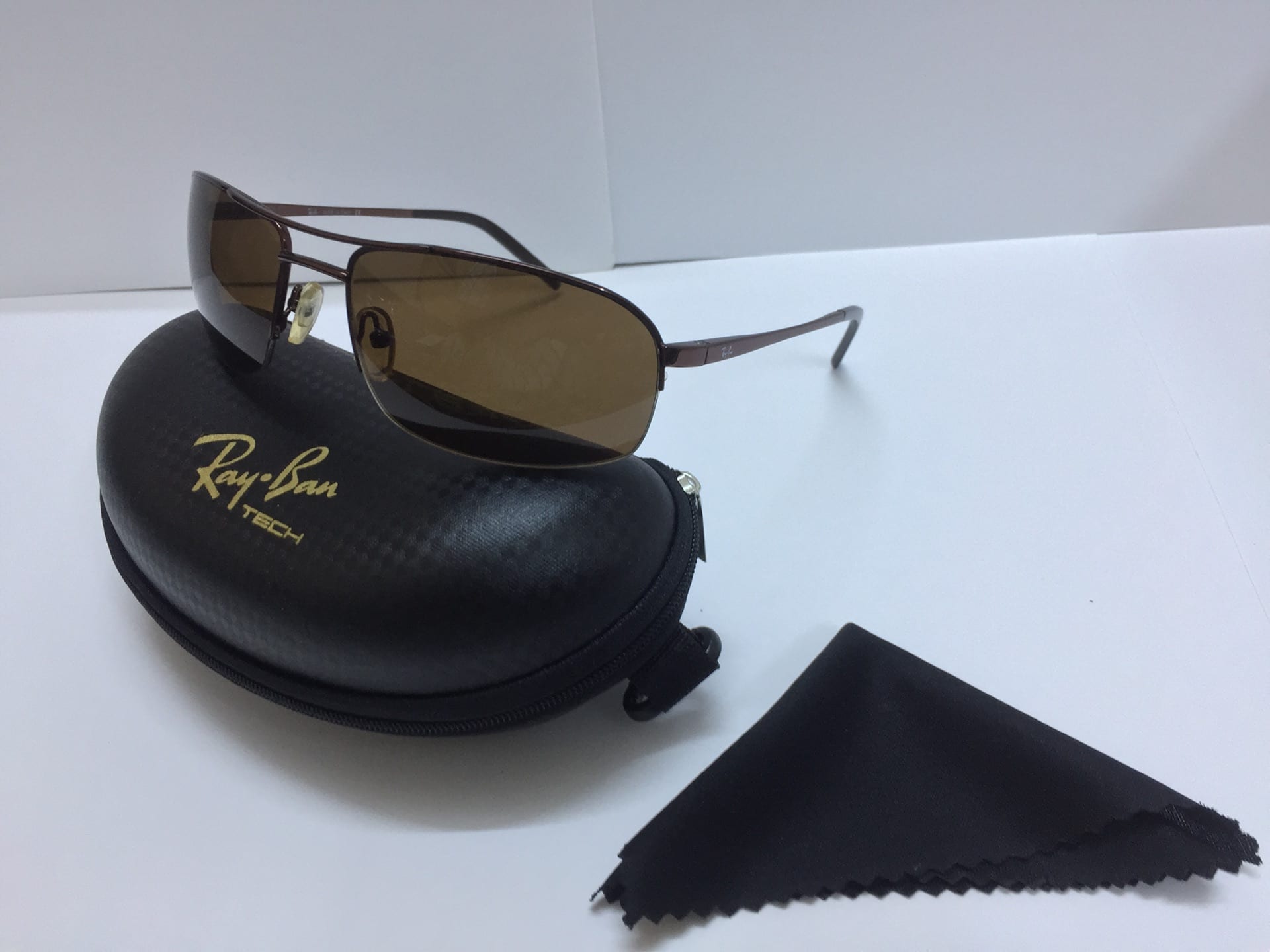 عرض خاص على نظارات ماركات 60 ريال
لا تنسَ أنك شاهدت هذا الإعلان في عنكبوت
نظارات ماركات
( رج...