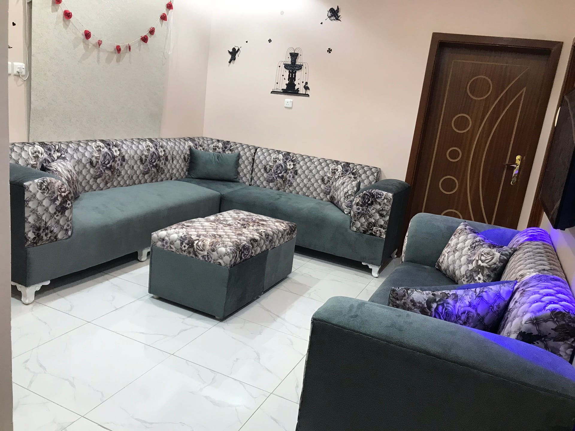 كنب استعمال اسبوع واحد
لا تنسَ أنك شاهدت هذا الإعلان في عنكبوت
طقم كنت حرف L ثلاثية
مستعمل...