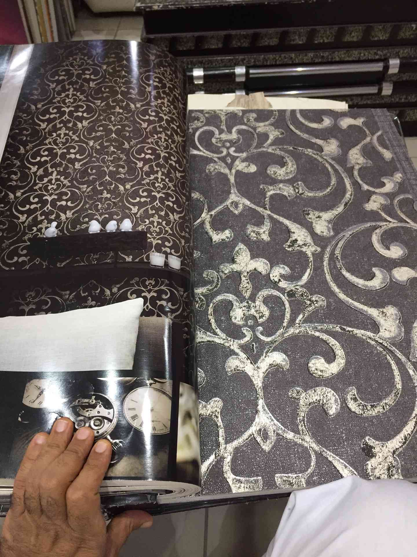 ورق جدان
لا تنسَ أنك شاهدت هذا الإعلان في عنكبوت
ورق جدران كوري...