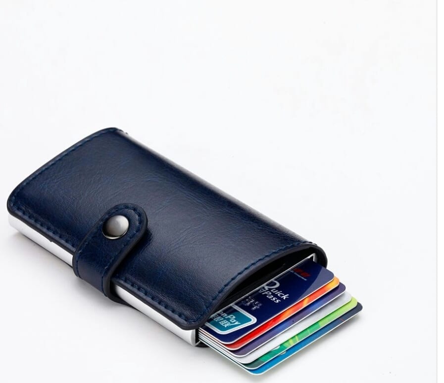 محفظه البطاقات بخاصيه RFID.
لا تنسَ أنك شاهدت هذا الإعلان في عنكبوت
طريقة مبتكرة لحمل البطاقا...