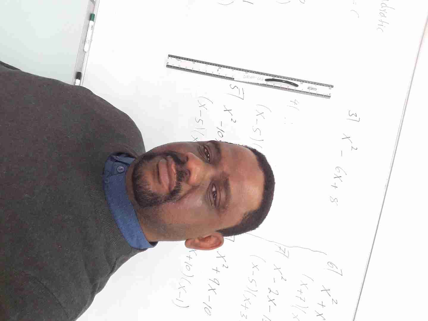 مدرس رياضيات وفيزياء تطبيقيه جامعيه MATH & physics teacher
لا تنسَ أنك شاهدت هذا الإعلان في عنكبوت...