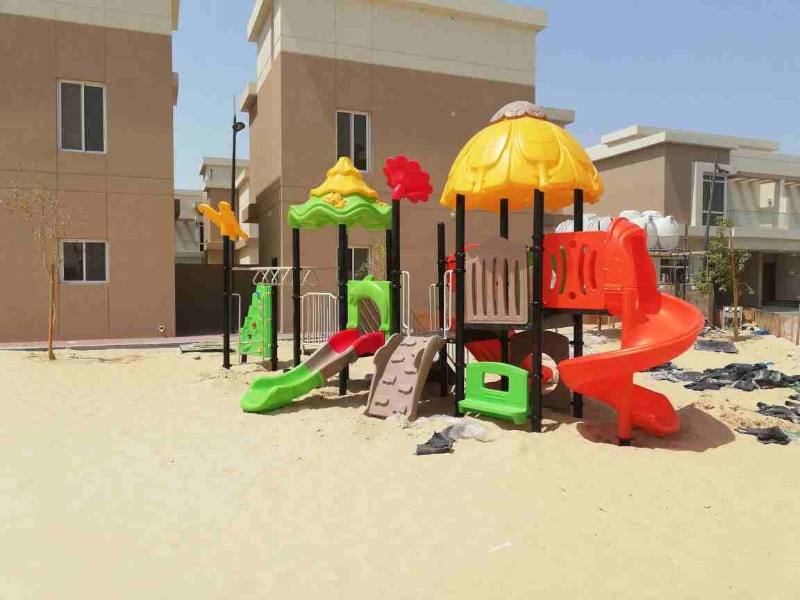 ألعاب مائية والعاب جافه
لا تنسَ أنك شاهدت هذا الإعلان في عنكبوت
‏‎#ألعاب
‎#مسابح
&l...