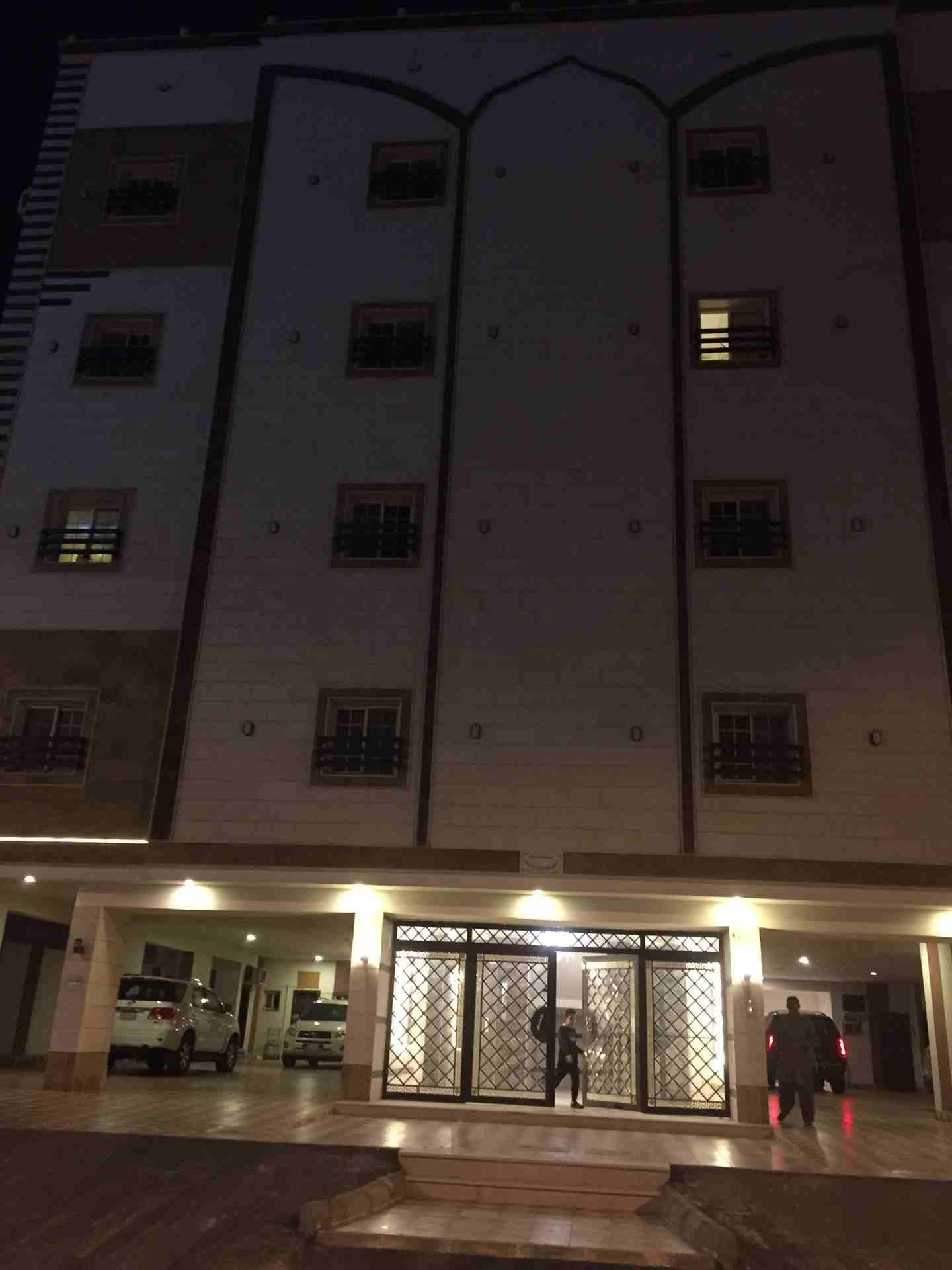عماره للبيع بالريان
لا تنسَ أنك شاهدت هذا الإعلان في عنكبوت
عماره بحي الريان مقابل لمطار جده ومحط...