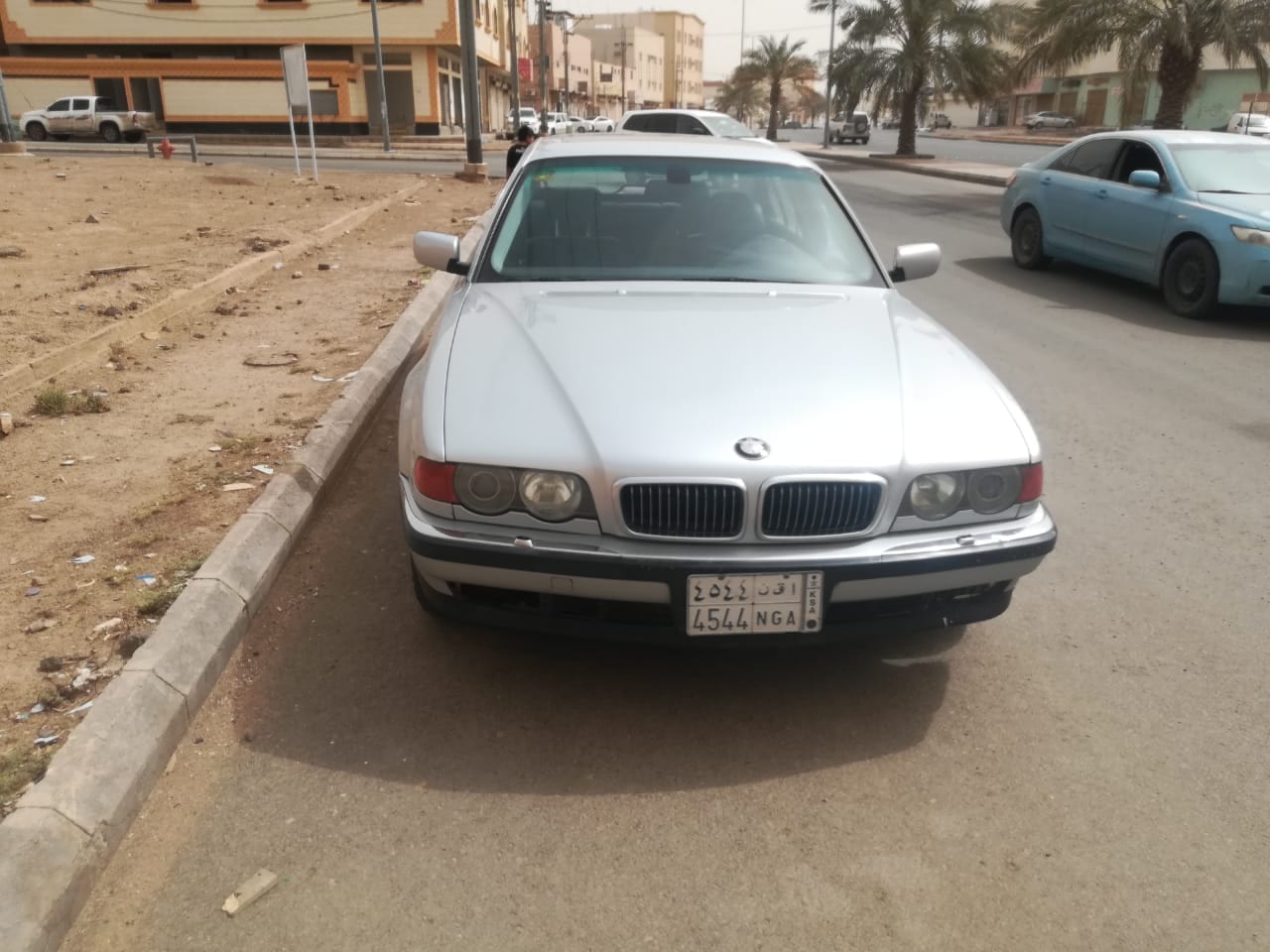 بي ام دبليو لارج موديل 2000
لا تنسَ أنك شاهدت هذا الإعلان في عنكبوت
مفحوص ومجدد...