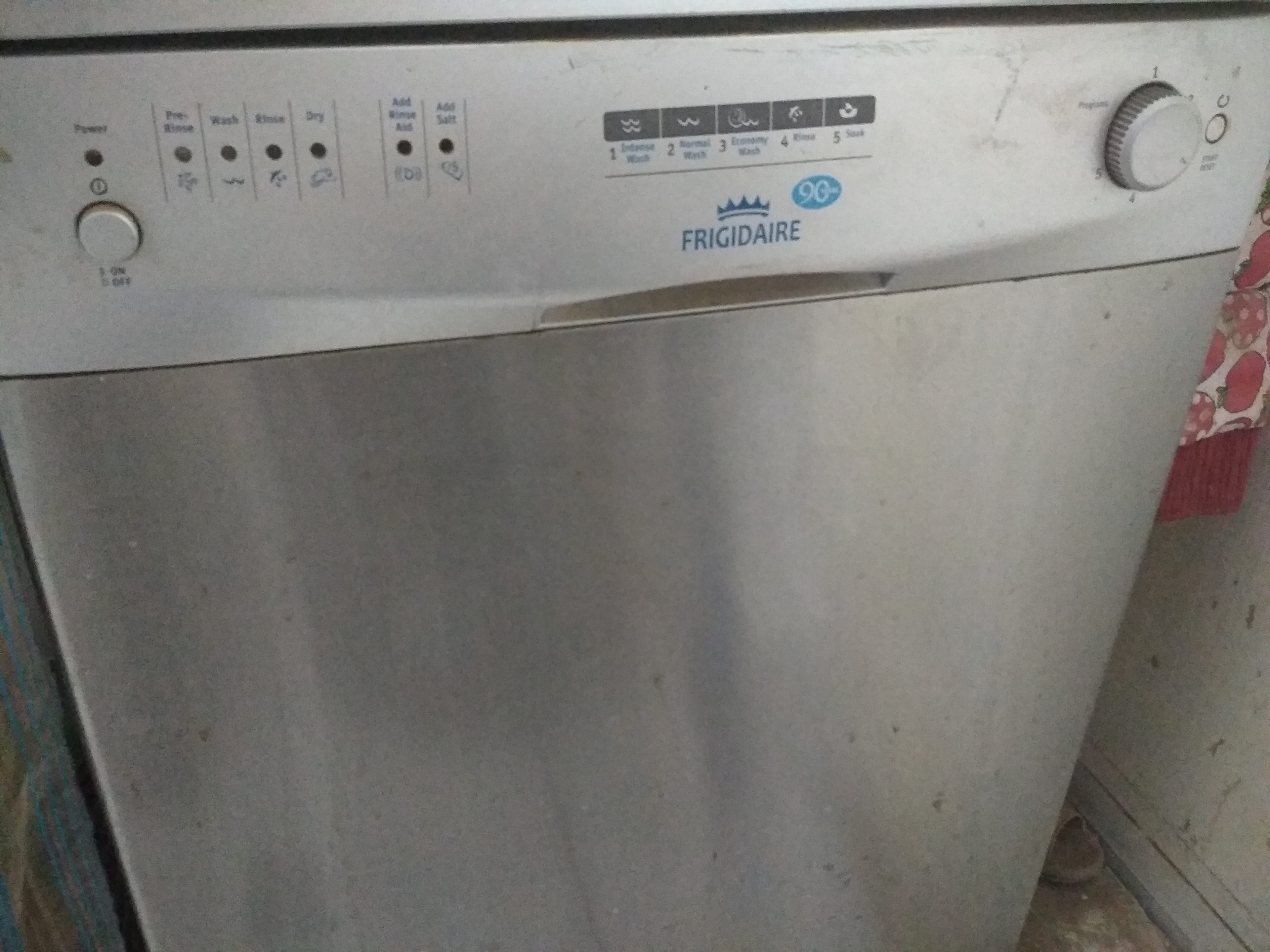 غسالة أطباق للبيع Frigidaire dishwasher
لا تنسَ أنك شاهدت هذا الإعلان في عنكبوت
للبيع غسالة أ...