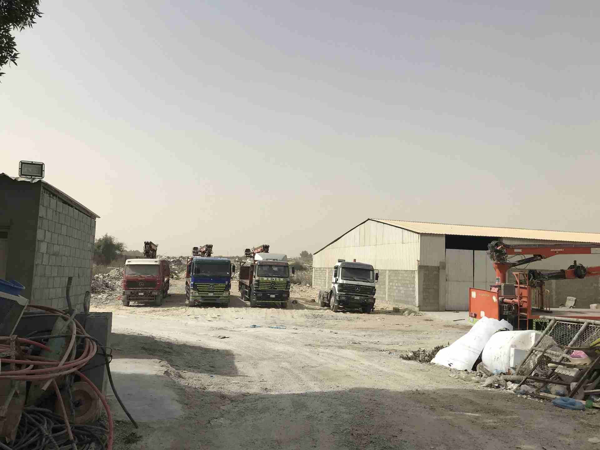 للبيع مصنع بلوك وخرسانه جاهزه في مدينه الجبيل
لا تنسَ أنك شاهدت هذا الإعلان في عنكبوت
المصنع قائم...