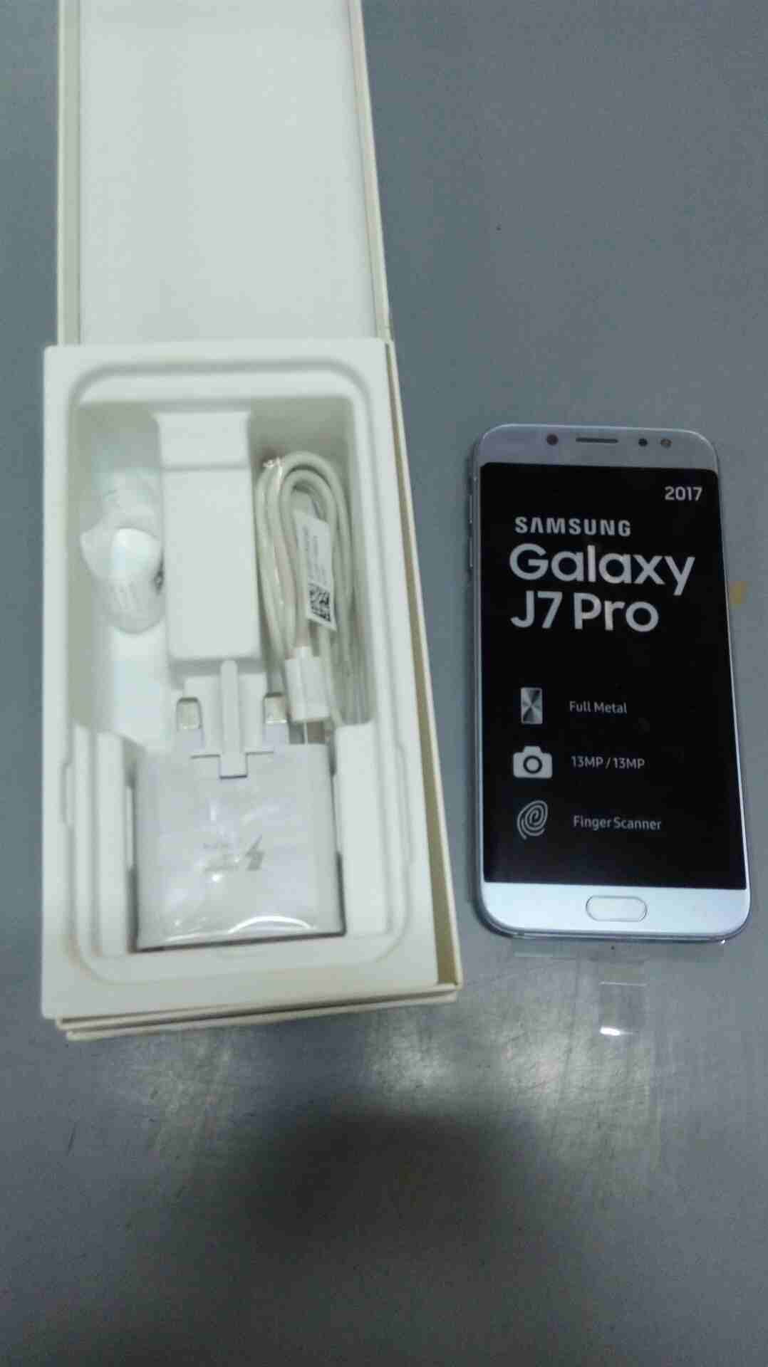 samsung j7 pro
لا تنسَ أنك شاهدت هذا الإعلان في عنكبوت
samsung j7 pro silver blue 64gb
only 8 da...