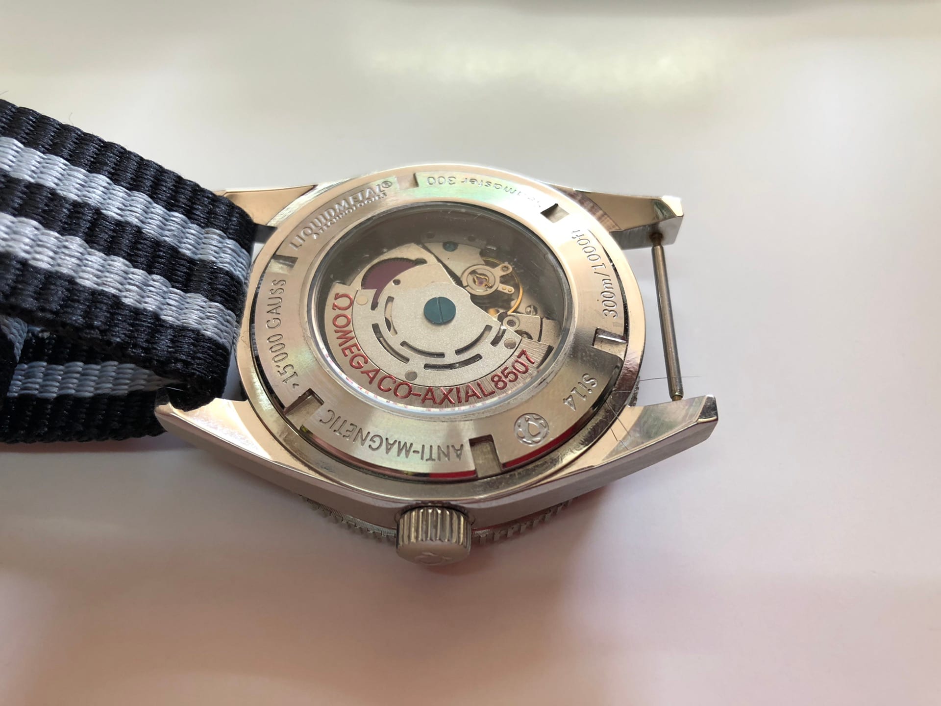Omega 007
لا تنسَ أنك شاهدت هذا الإعلان في عنكبوت
Omega jamesbond model
Watch Fast copy not...