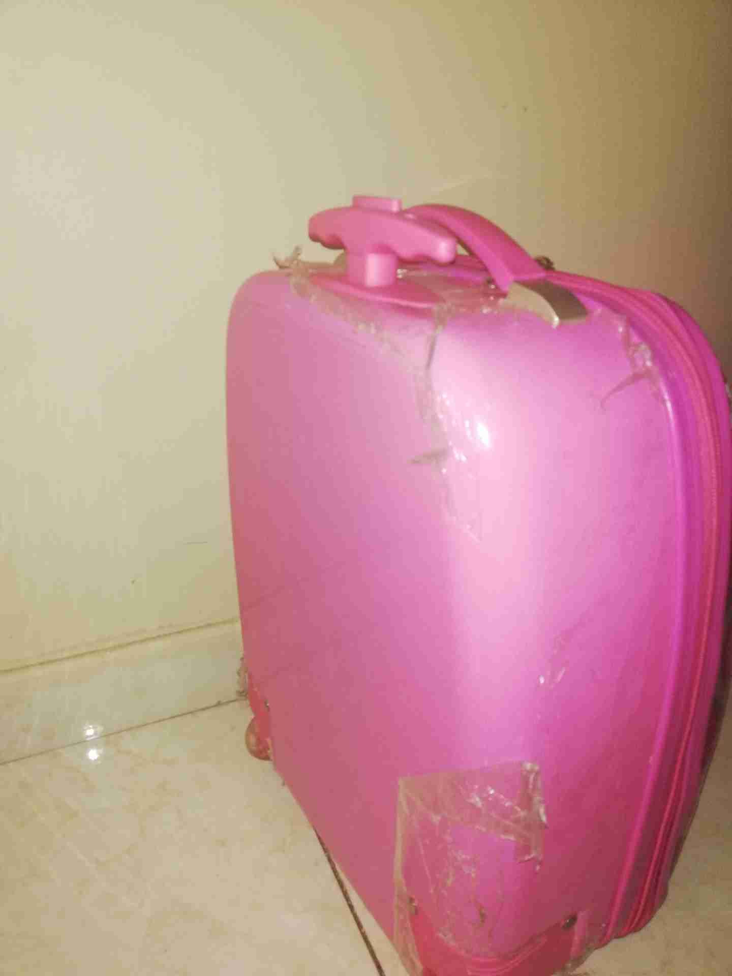 شنطة مدرسية
لا تنسَ أنك شاهدت هذا الإعلان في عنكبوت
شنطة مدرسية عبارة عن 3 قطع الشنطة و شنطة...
