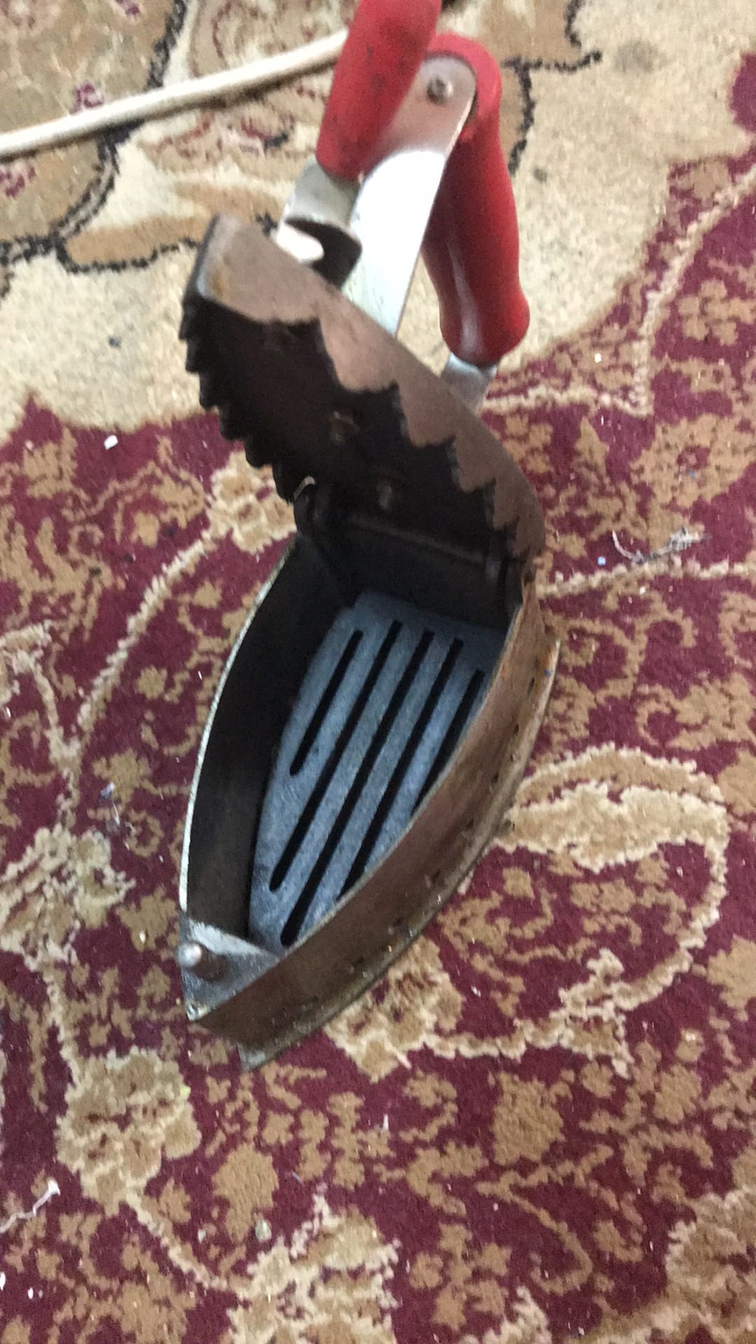 مقتنيات تراثيه. لمحبي التراث
لا تنسَ أنك شاهدت هذا الإعلان في عنكبوت
للباحثين عن التراث كاوي...