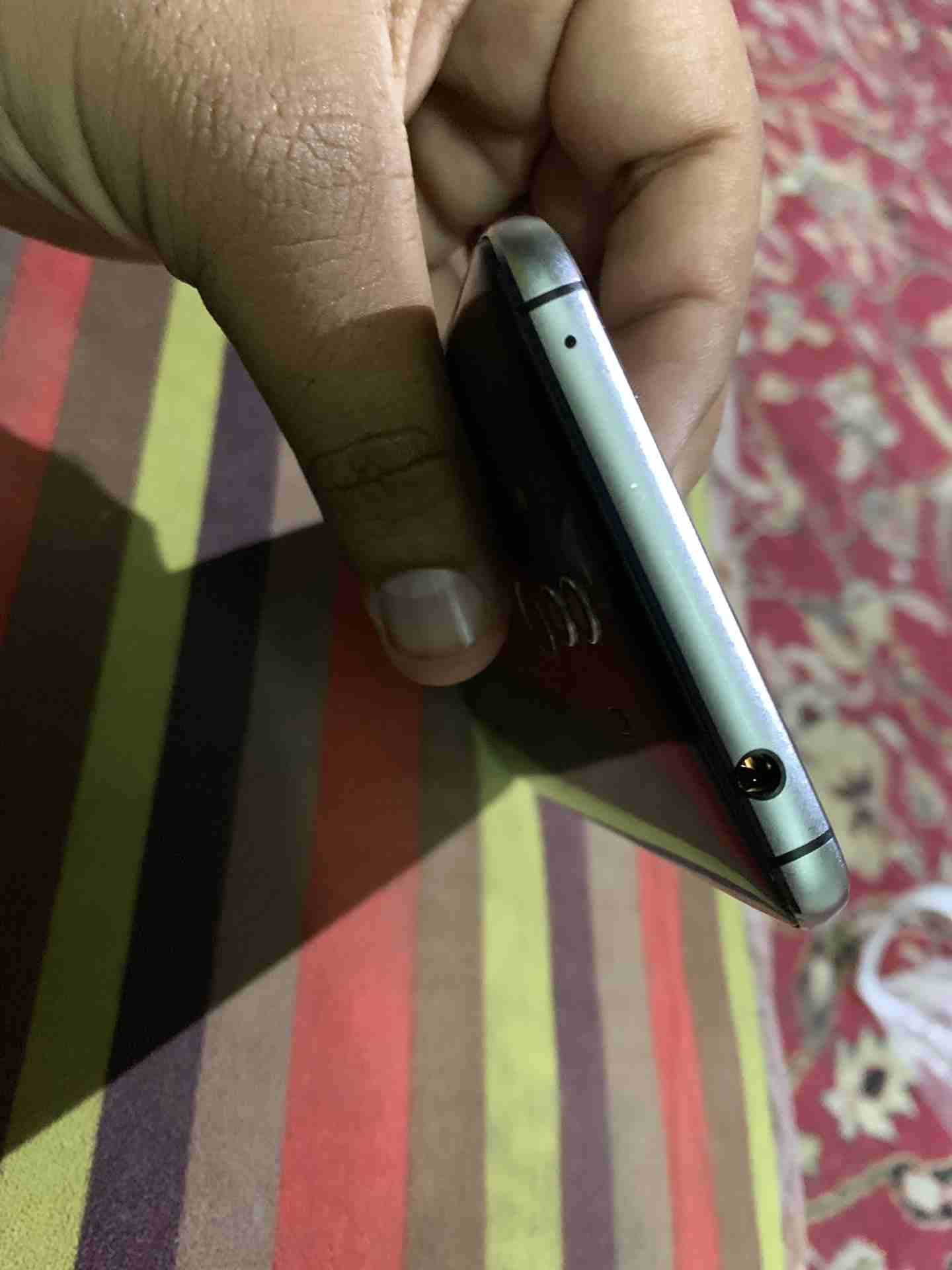 جوال هواوي ميت 10 برو
لا تنسَ أنك شاهدت هذا الإعلان في عنكبوت
الجهاز ماشاءالله نظيف اللون اسود 12...