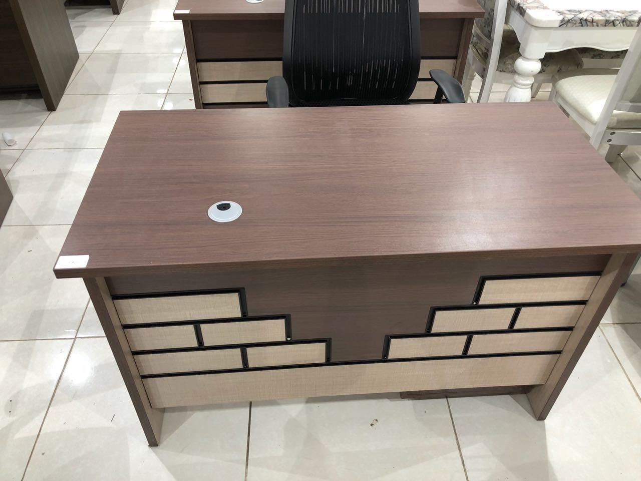مكتب مقاس120بسعر خاص750مع توصيل وتركيب وضريبه
لا تنسَ أنك شاهدت هذا الإعلان في عنكبوت
عرض خاص...