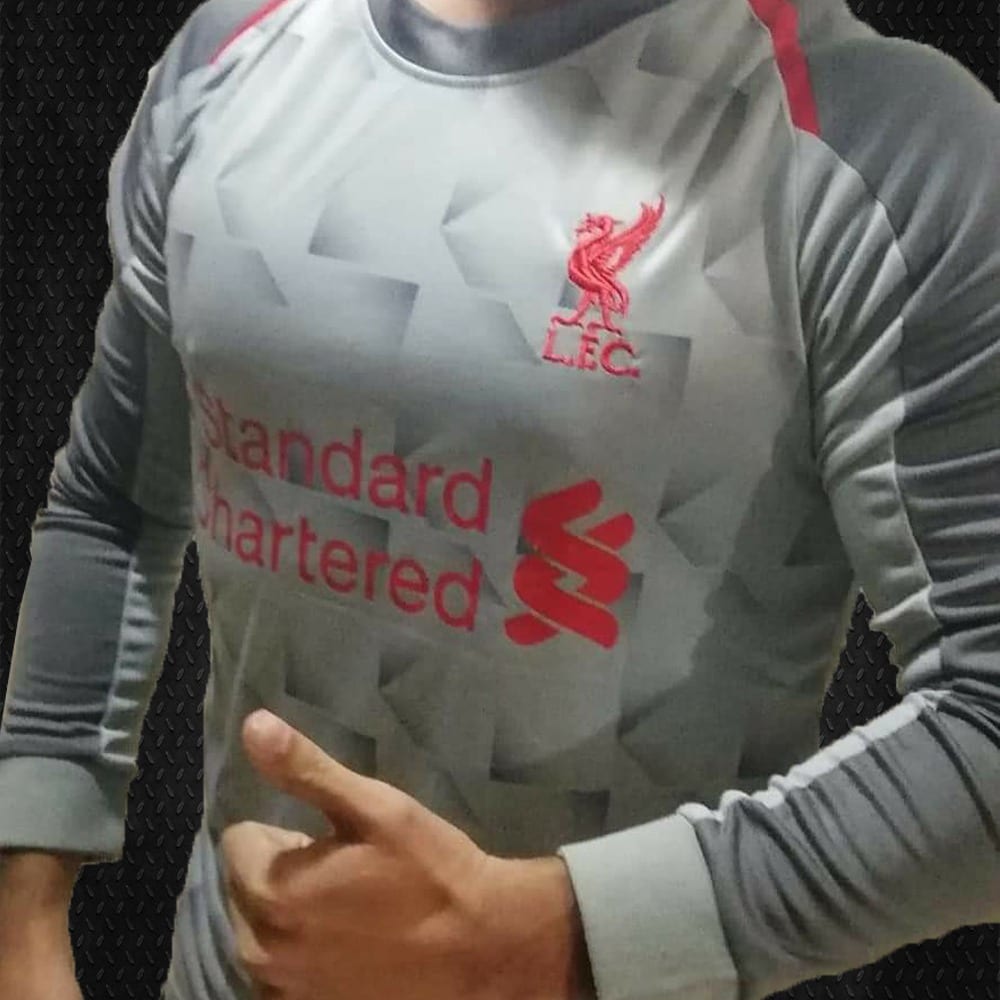 T-shirt sport
لا تنسَ أنك شاهدت هذا الإعلان في عنكبوت
التيشيرت الذي يبحث عنه الجميع
الأفضل ب...