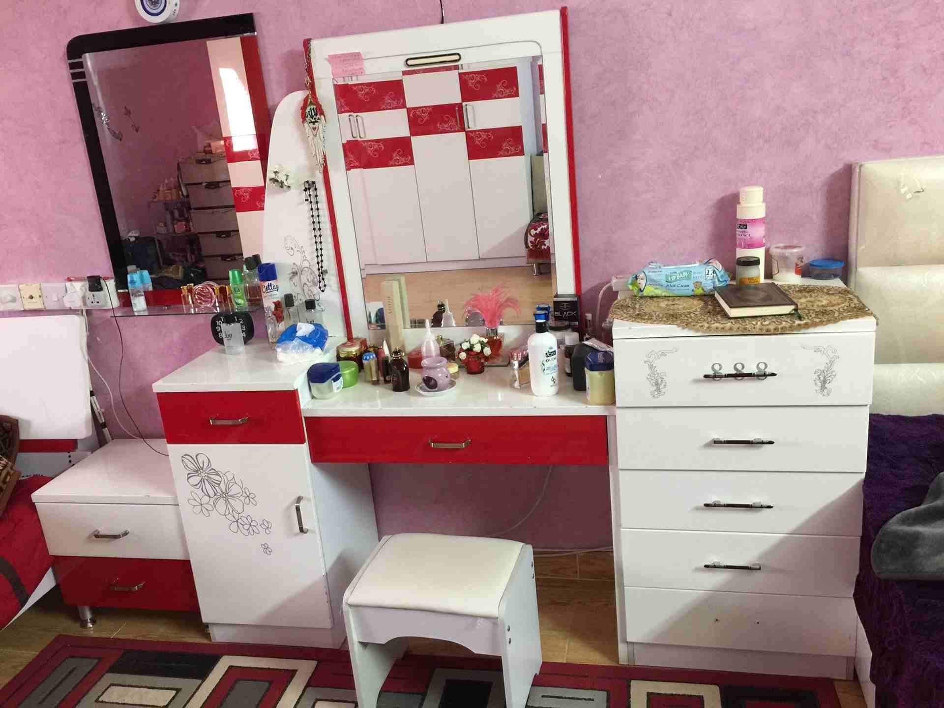 غرفة نوم من ايكيا استعمال سنة
لا تنسَ أنك شاهدت هذا الإعلان في عنكبوت
966 54 005 1215...