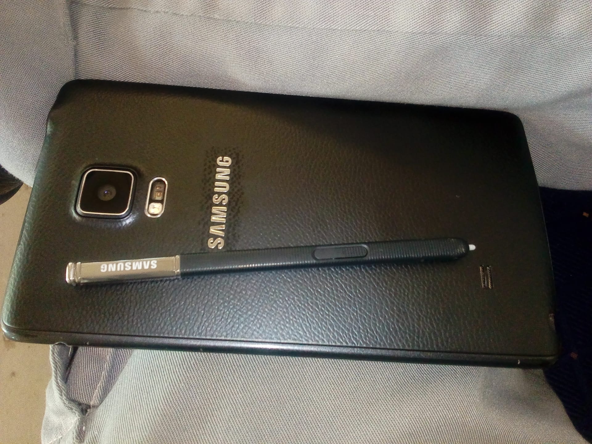 samsung note 4 edge for sale or exchange
لا تنسَ أنك شاهدت هذا الإعلان في عنكبوت
samsung note...